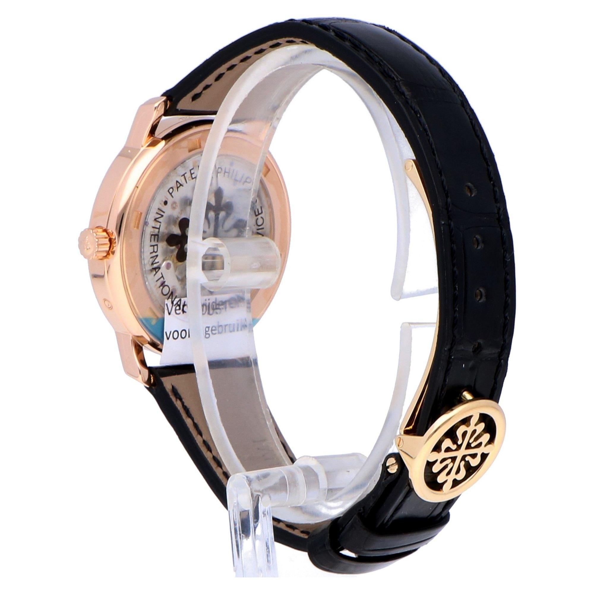 Women's or Men's Pre-Owned Patek Philippe Calatrava 18 Karat Rose Gold 5055R Watch