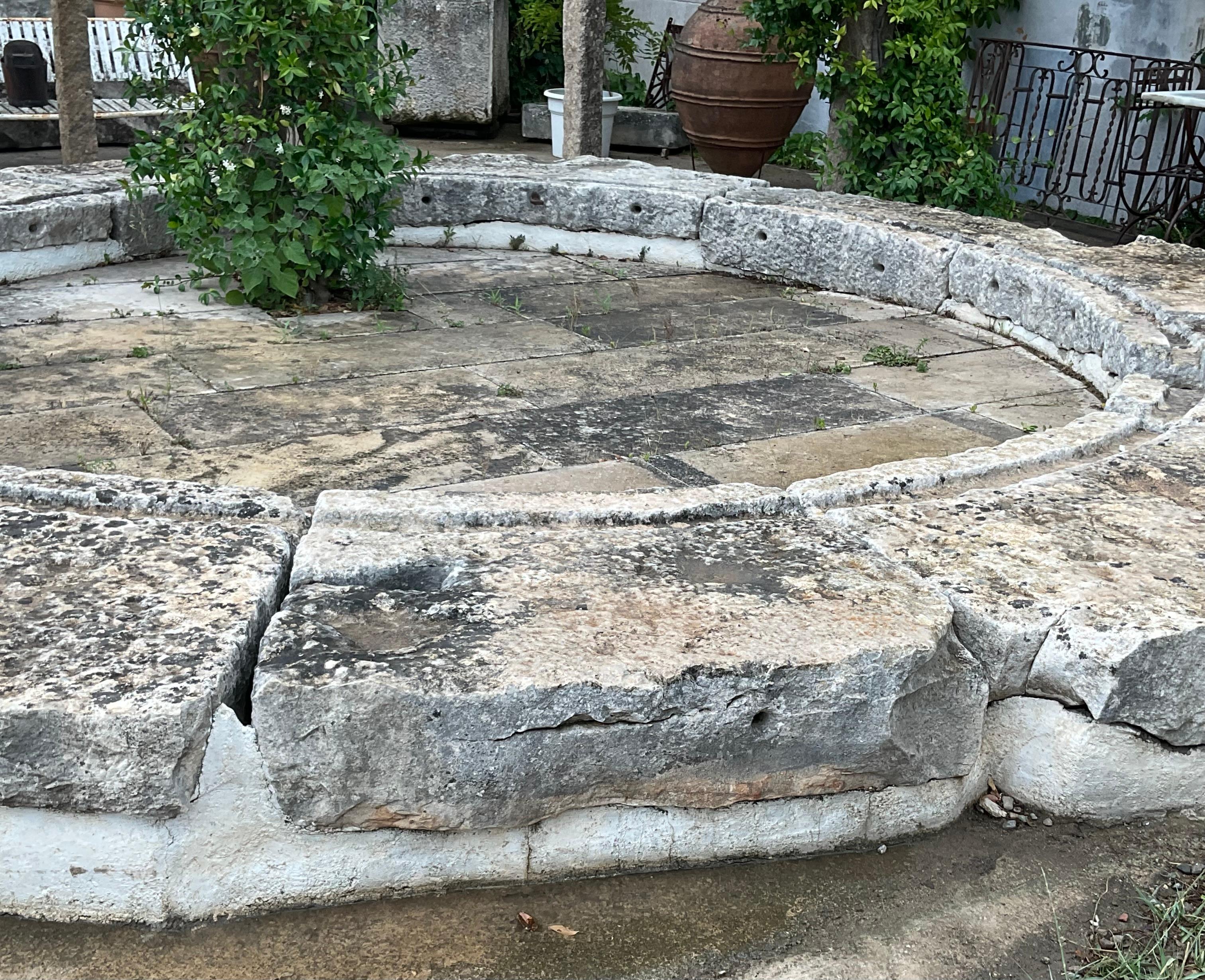 Corona de molino del siglo Xvııı siglo XVIII en venta