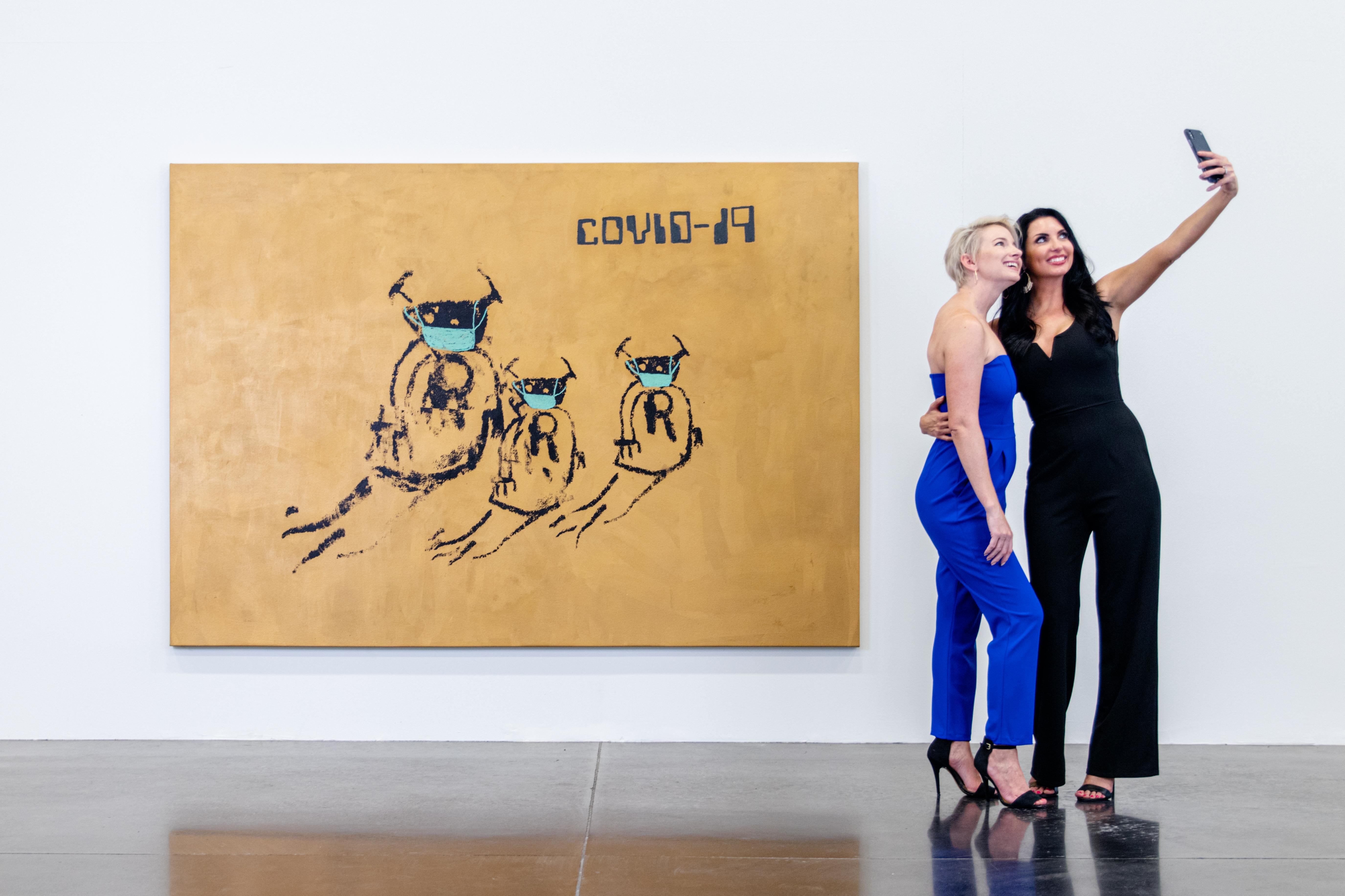Rona Bots:  Edizione Oro, ' di XVALA, Serigrafia, Olio in stick, Pittura cangiante in vendita 3