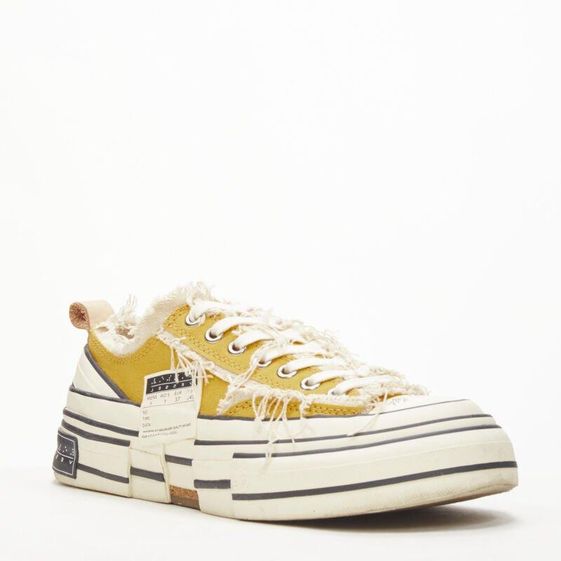 Chausssures basses XVESSEL G.O.P. jaune déconstruites et vieillies EU37 US7
Référence : ANWU/A00843
Marque : XVessel
Modèle : GOP Lows
Matière : Tissu, caoutchouc
Couleur : jaune, crème
Motif : Solide
Fermeture : Up&Up

CONDITION :
Condition : Très