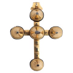 Antique XVII-XVIII Pendant Capucine Cross in Yellow Gold, Diamonds & Onyx