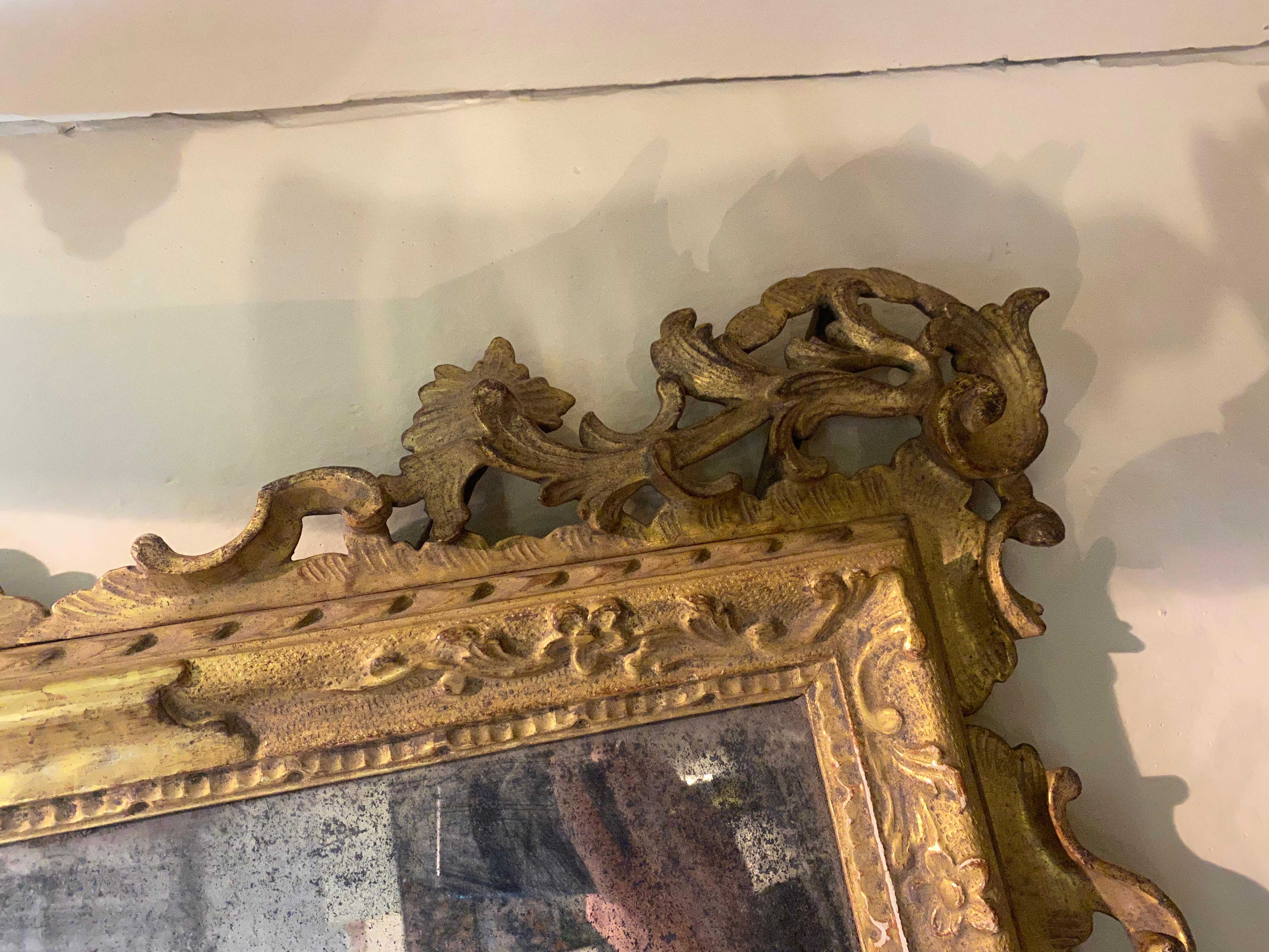 Italian 18th Century Carved and Gilded Mirror For Sale
