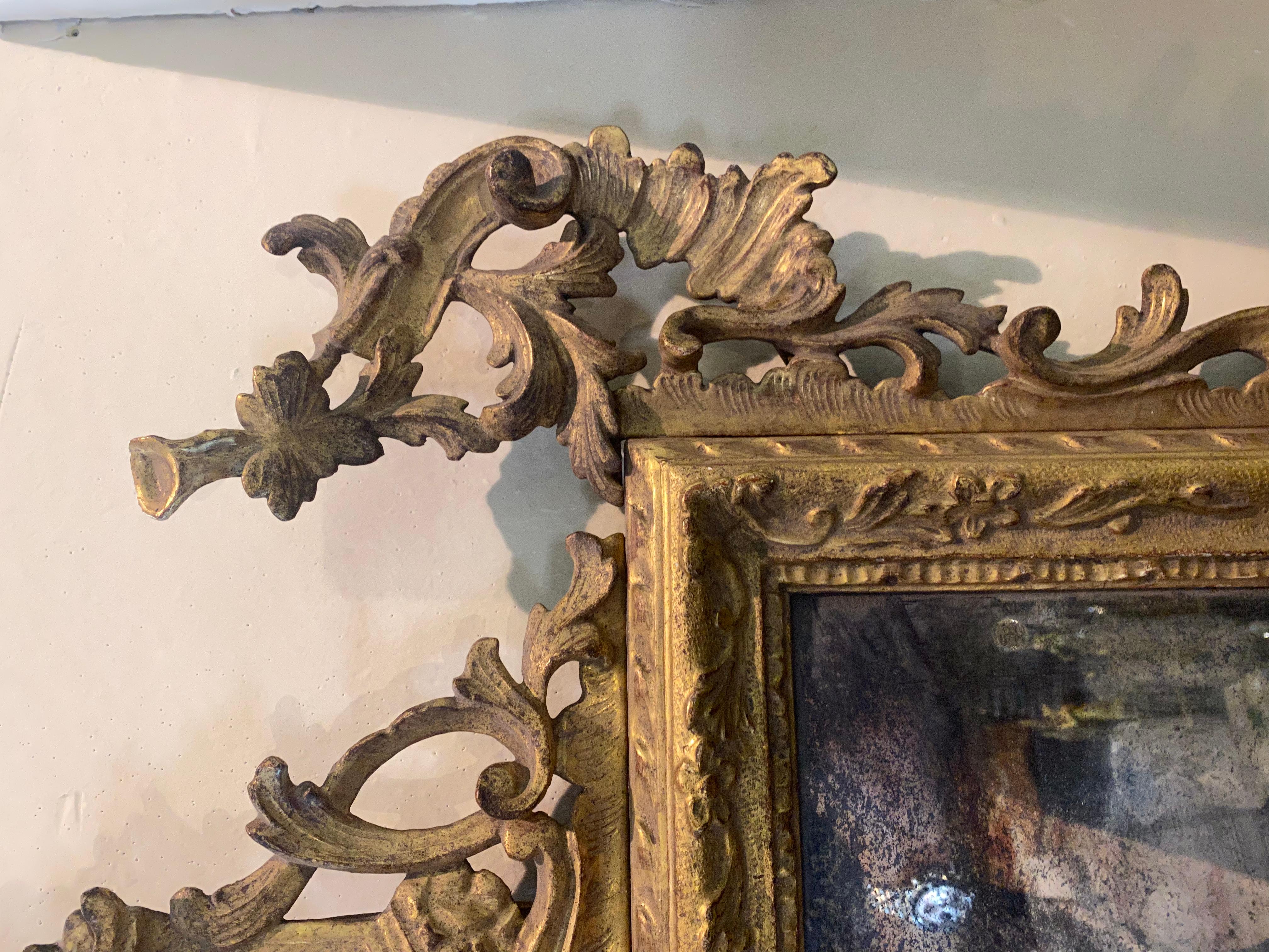 18th Century Carved and Gilded Mirror In Fair Condition For Sale In Palermo, IT