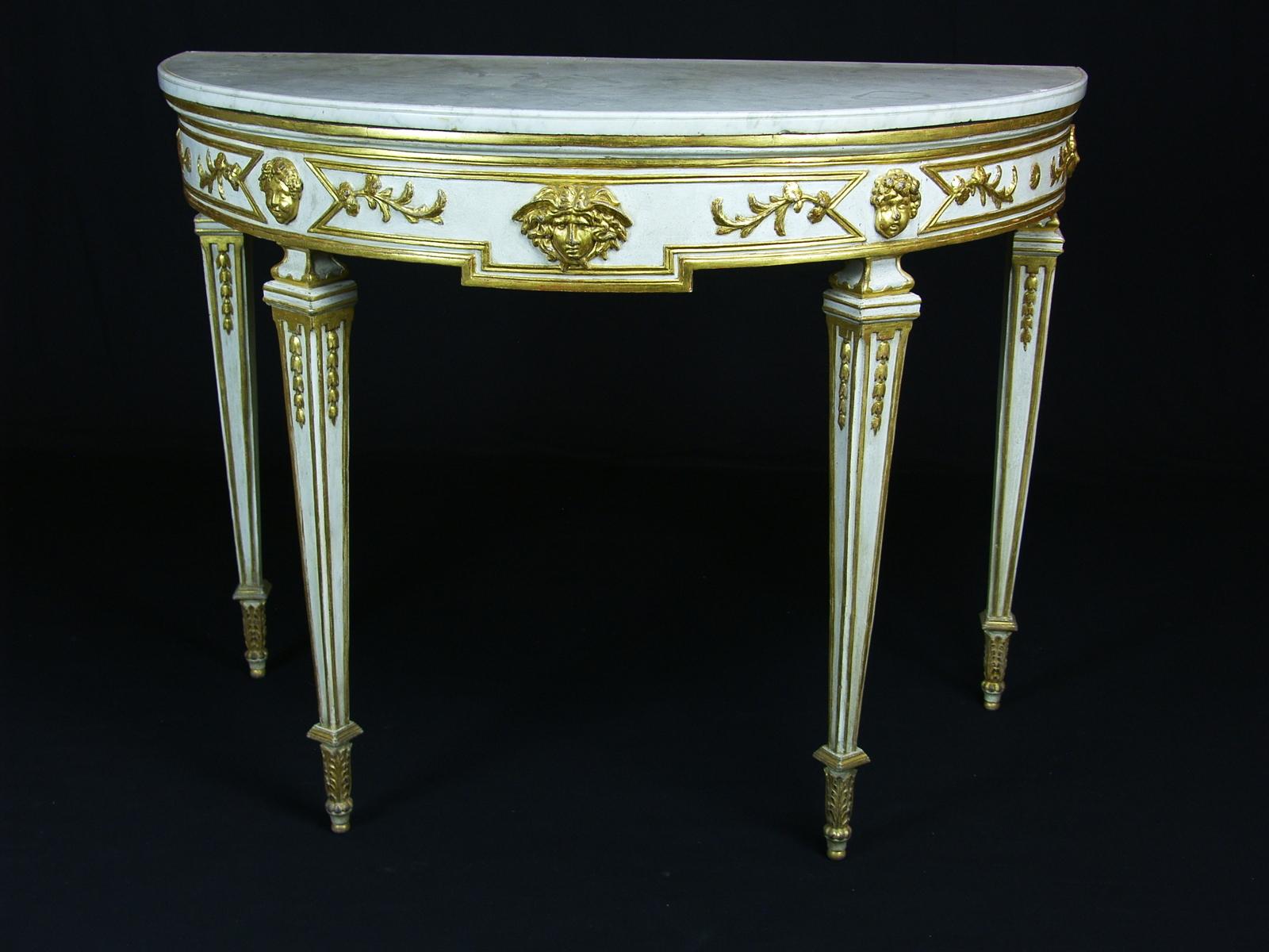 18th Century, Pair of Italian Half-Moon Lacquered Giltwood Neoclassical Console For Sale 11