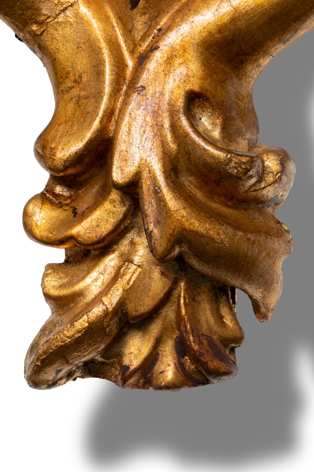 XVIII Jahrhundert Paar Touchers in vergoldetem Holzwerk, umgewandelt in Beleuchtungsapplikationen  (Spanisch) im Angebot