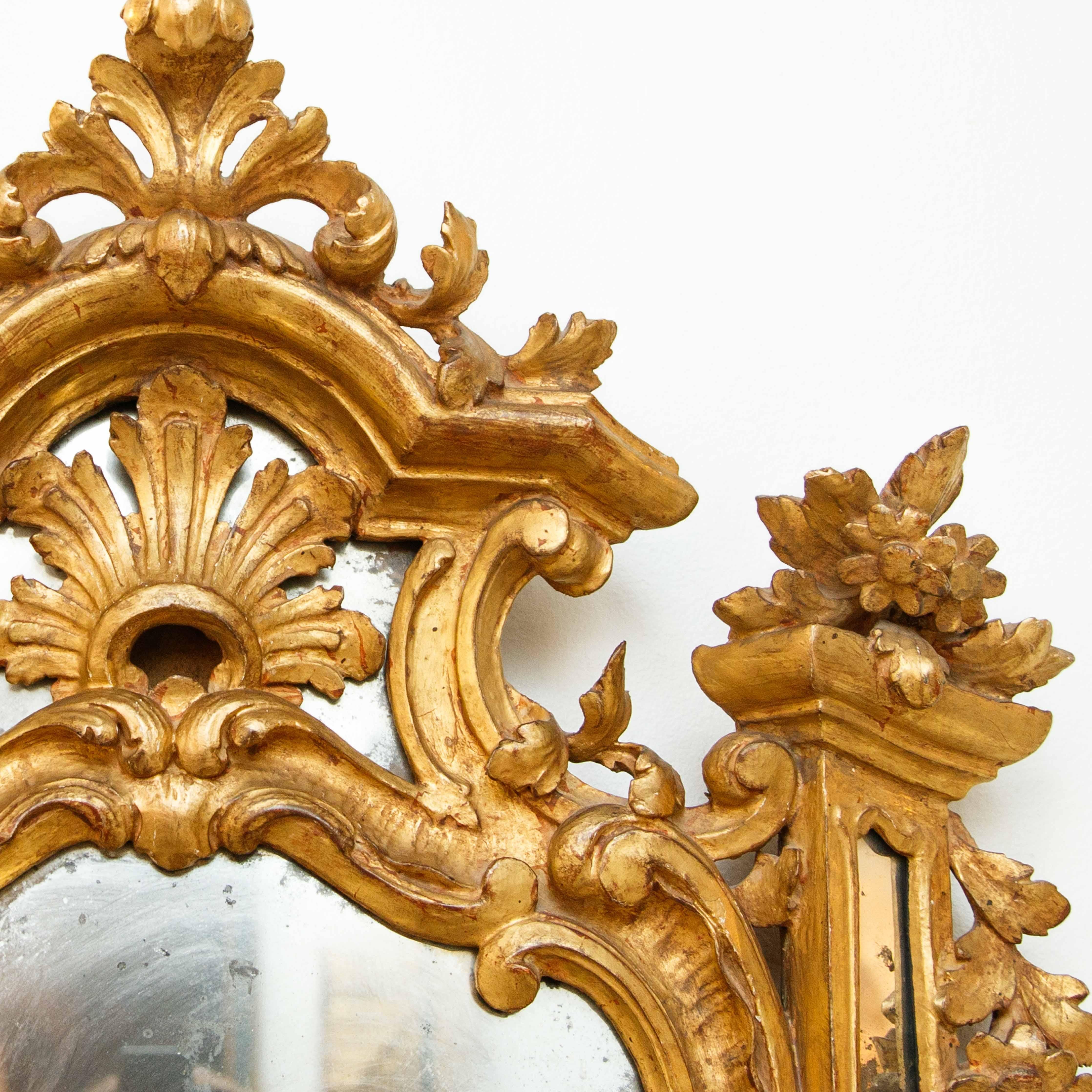 Miroir XVIIIe siècle  deux miroirs avec cadres architecturaux en vente