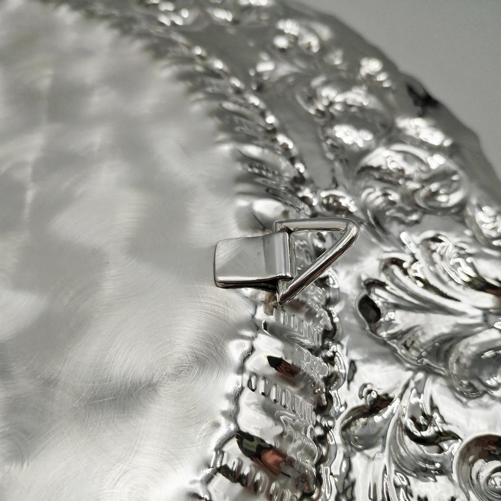 XX Centiry Italian Solid 800 silver dish in Baroque style im Angebot 2