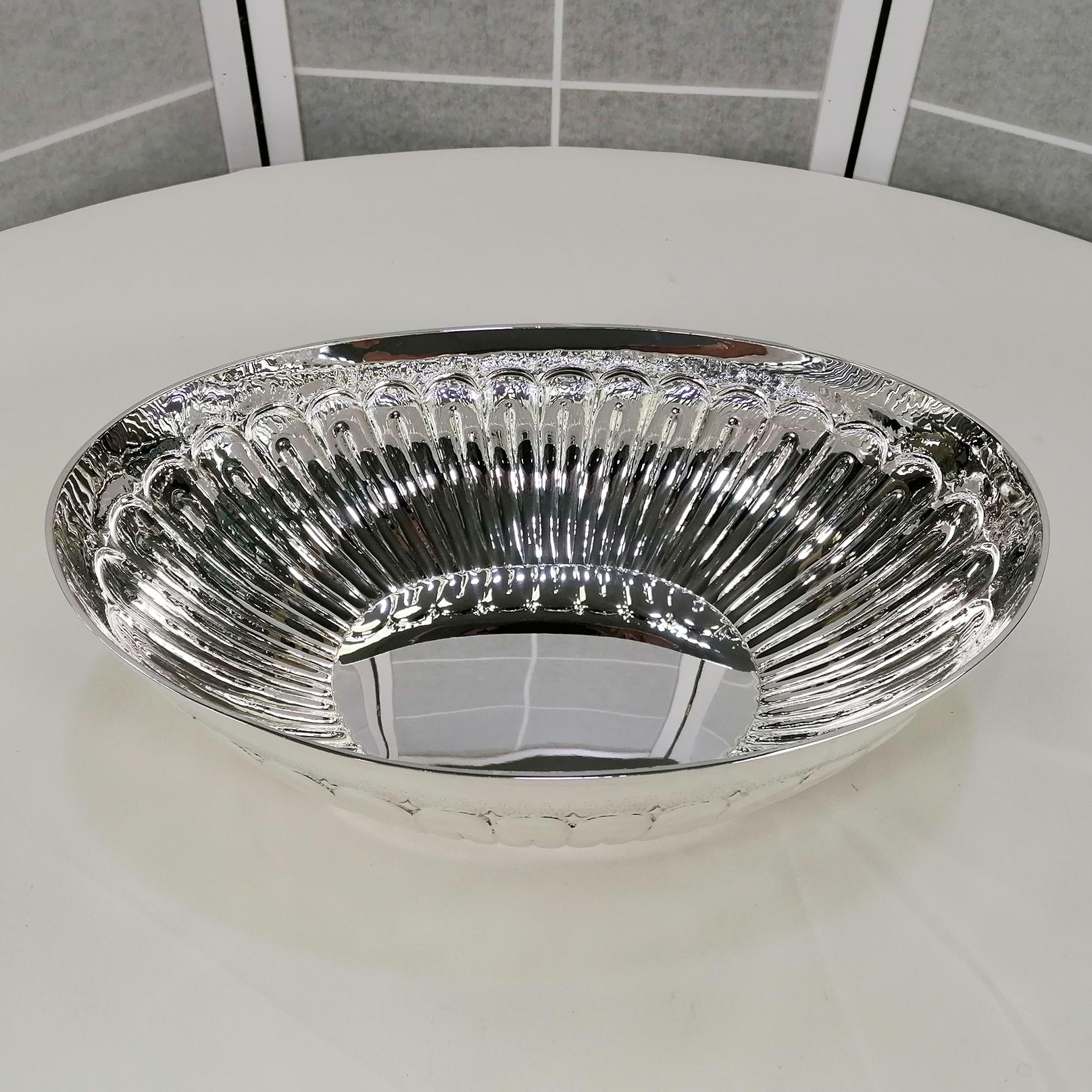 XX Centiry Italian Solid Silver Oval Centrepiece For Sale 8