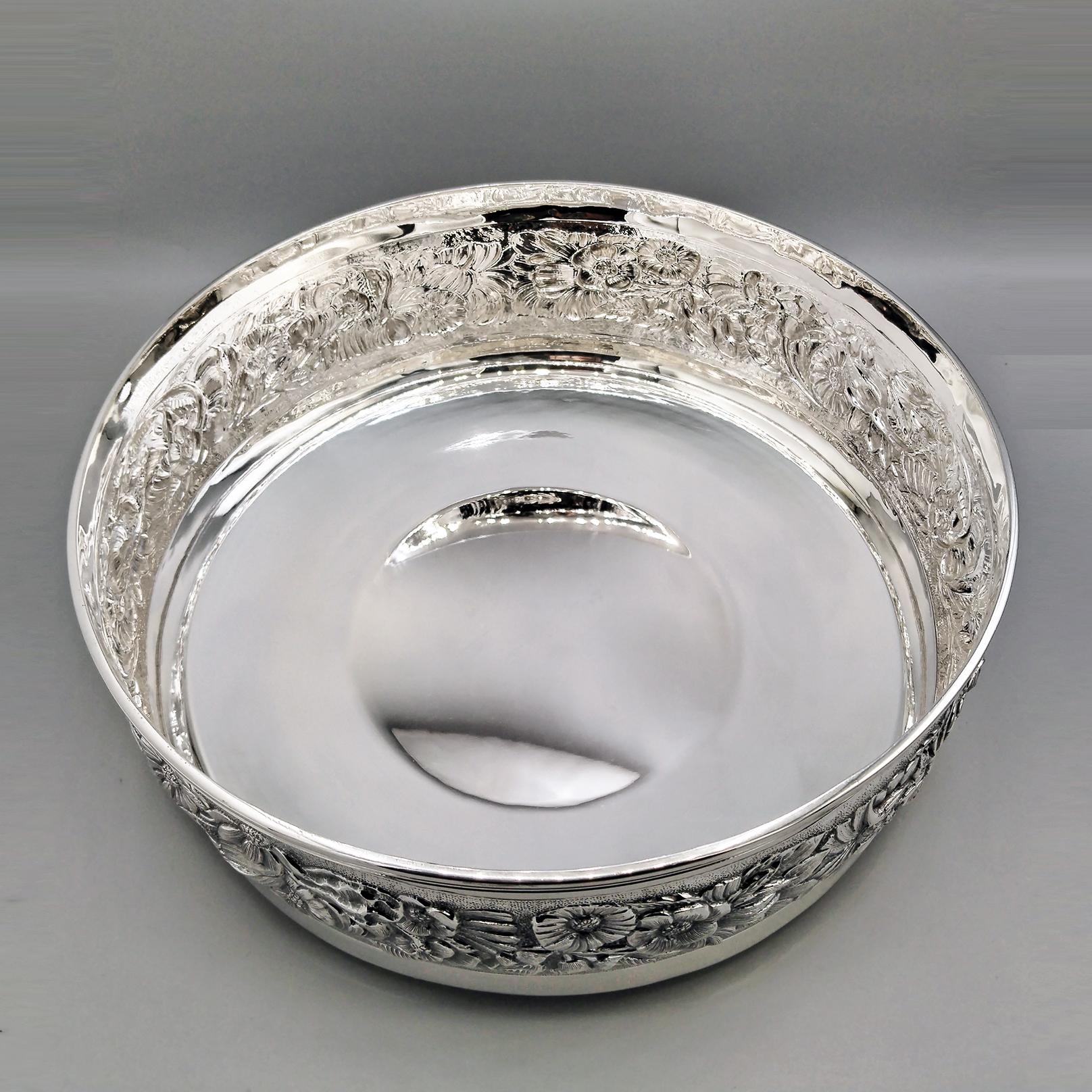 Centrotavola in argento 800 del XX secolo con fiori in rilievo in vendita 2