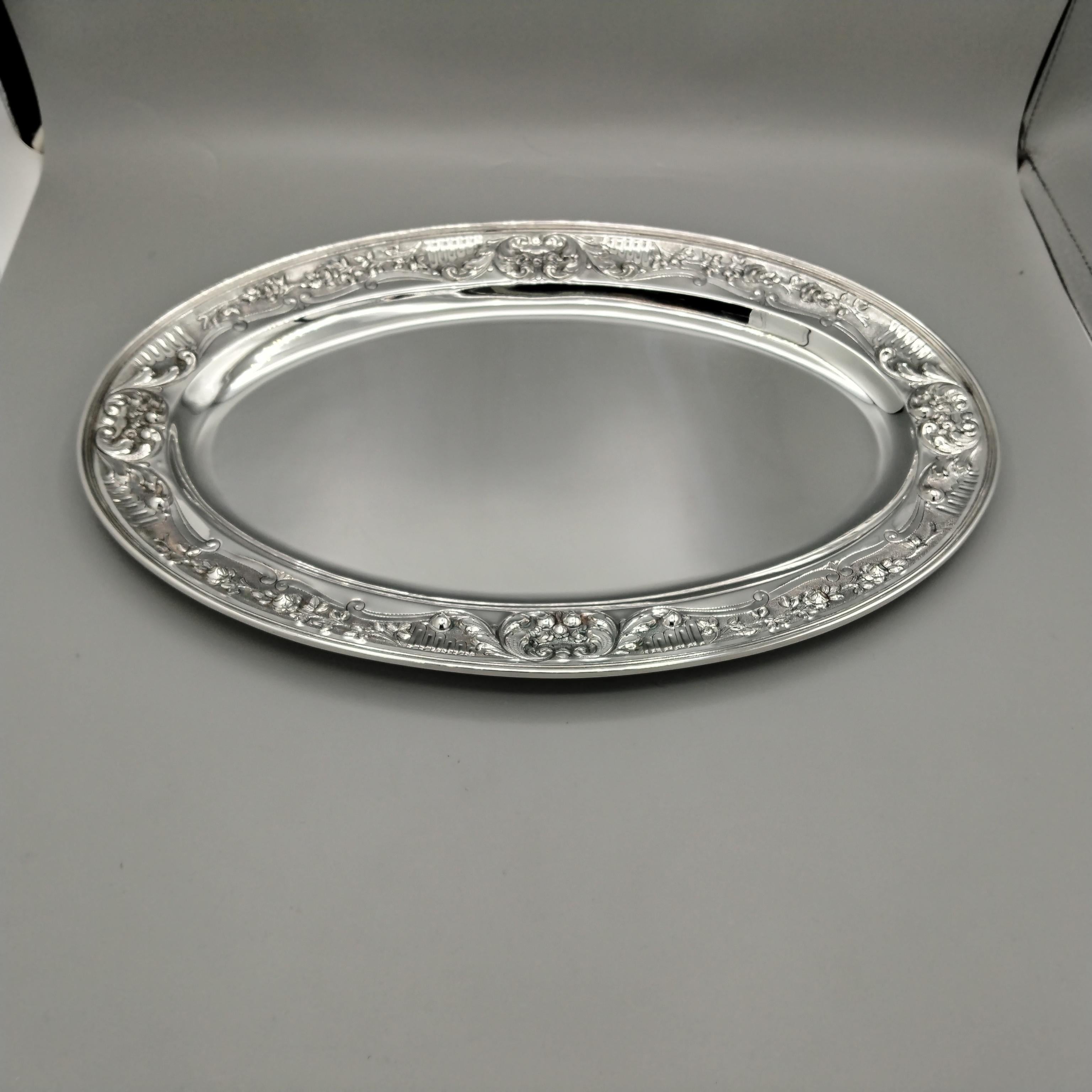 Plato para verduras estilo barroco en plata 800 maciza italiana del siglo XX con bandeja en venta 12