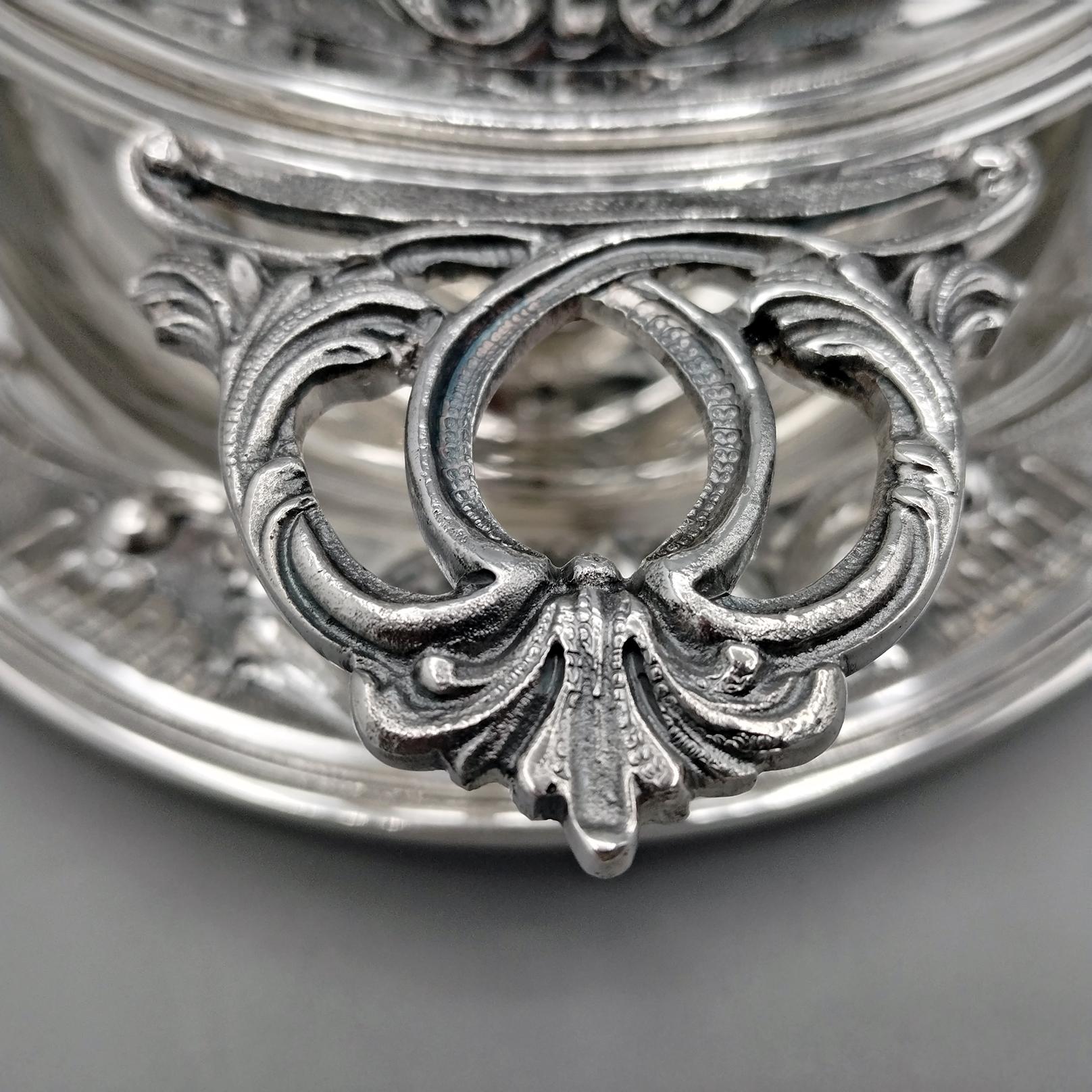Plato para verduras estilo barroco en plata 800 maciza italiana del siglo XX con bandeja Silver en venta