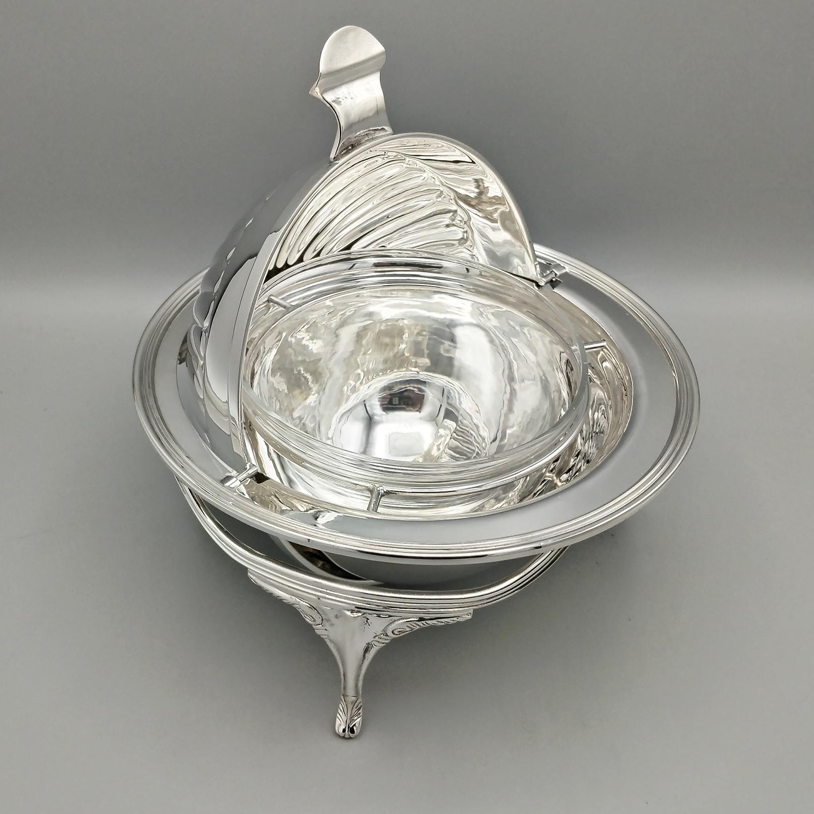 Late 20th Century Support à caviar italien du XXème siècle en argent massif 800 en vente