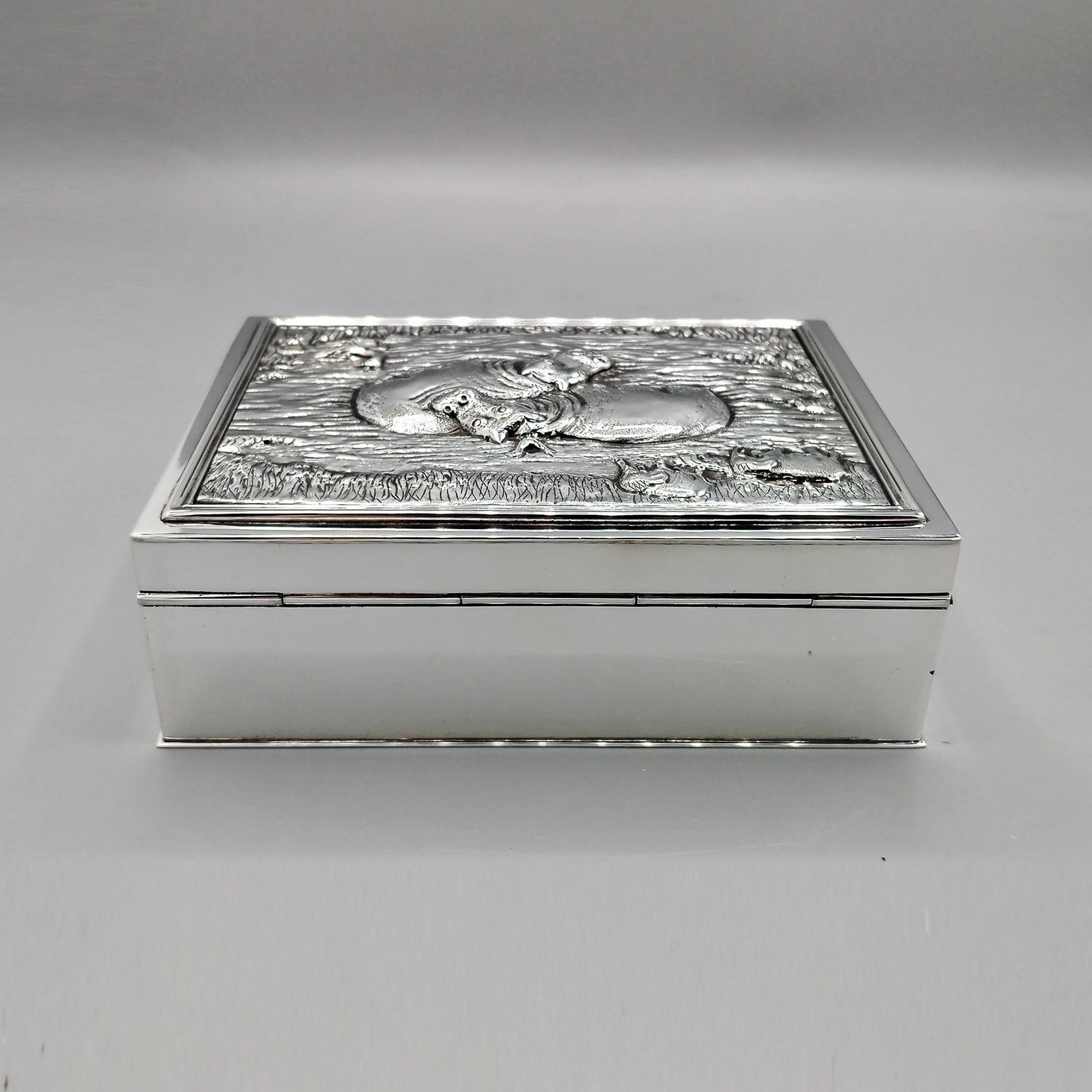 XX Century Italian Solid 800 Silver Decorative Box with Hippos Elephants Birds For Sale 5