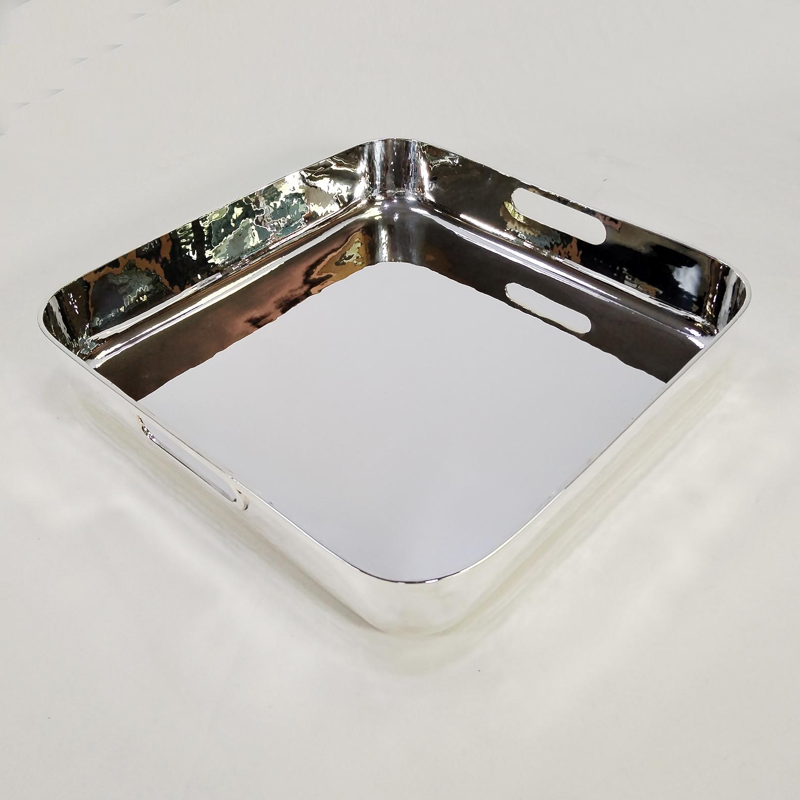 XX° Century Italian Solid 800 Silver Hammered tray For Sale 2