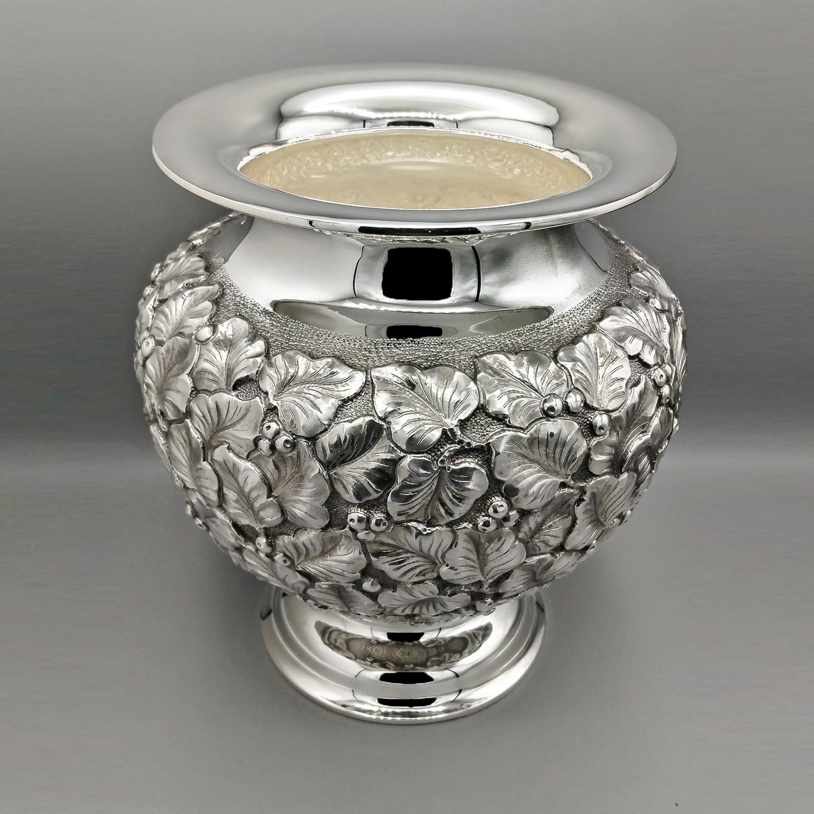 Other XX Century Italian Solid 800 Silver Vase with Leaves and Berries For Sale