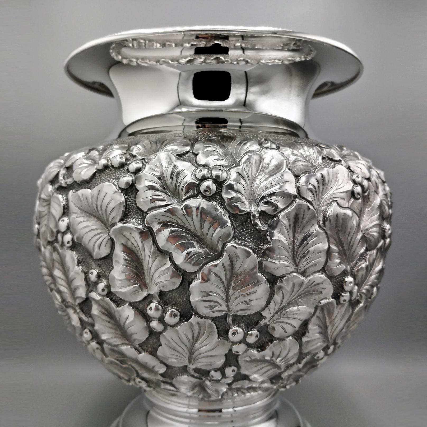 XX Century Italian Solid 800 Silver Vase with Leaves and Berries For Sale 1