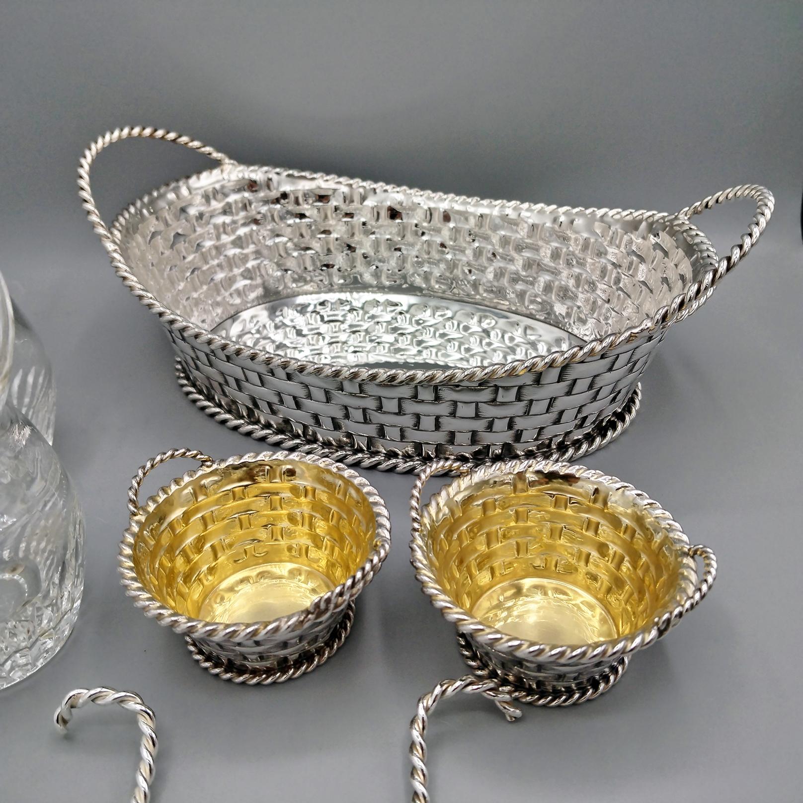 Vinagrera de plata maciza italiana del siglo XX - Cesta con asas en venta 8