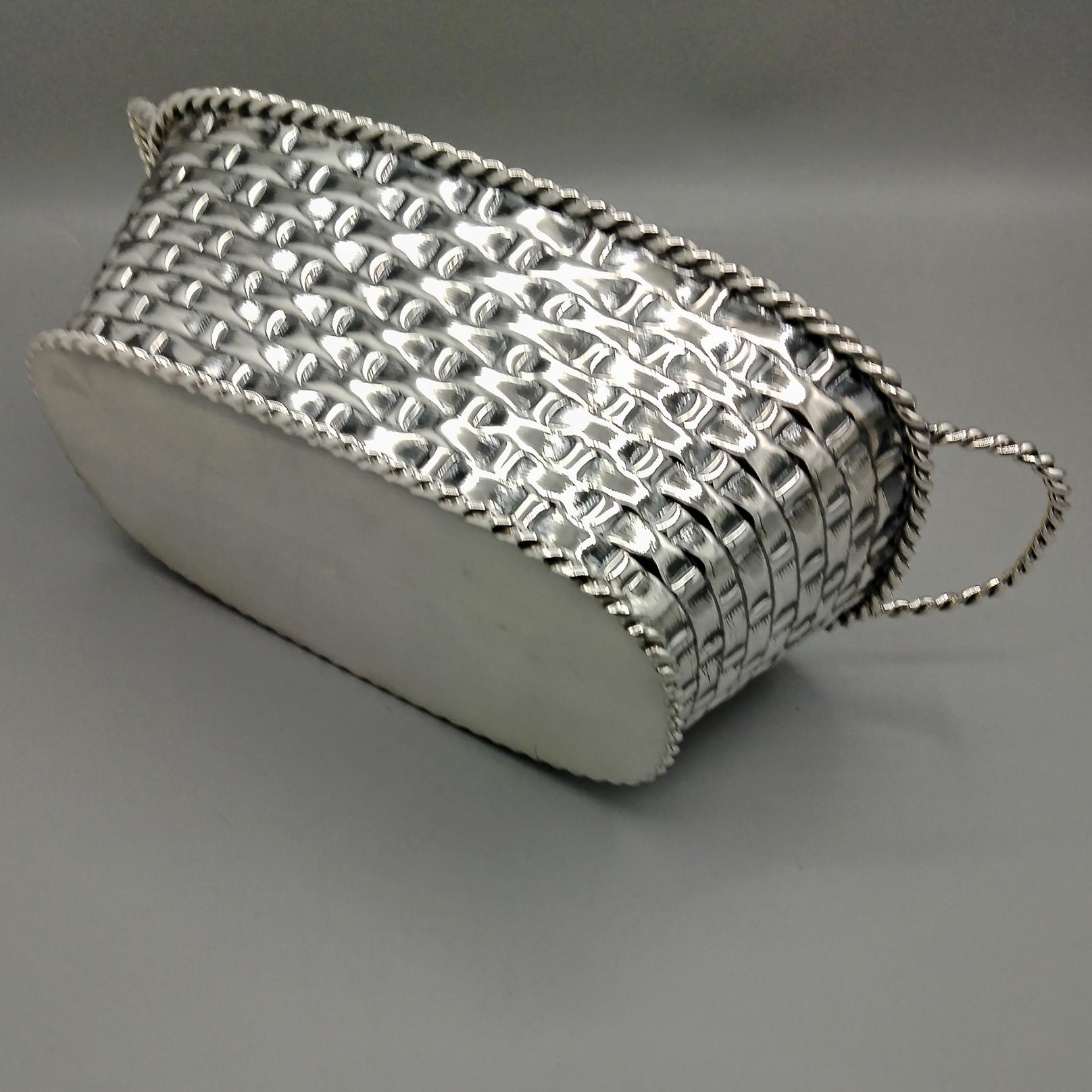 Panier en argent Steling italien du 20e siècle avec poignées en vente 6