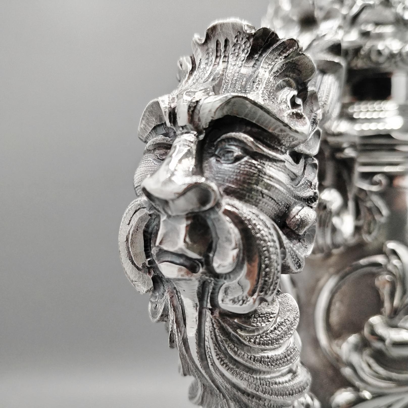 20. Jahrhundert Italienisches Sterlingsilber im Barockstil Coffepot im Zustand „Hervorragend“ im Angebot in VALENZA, IT