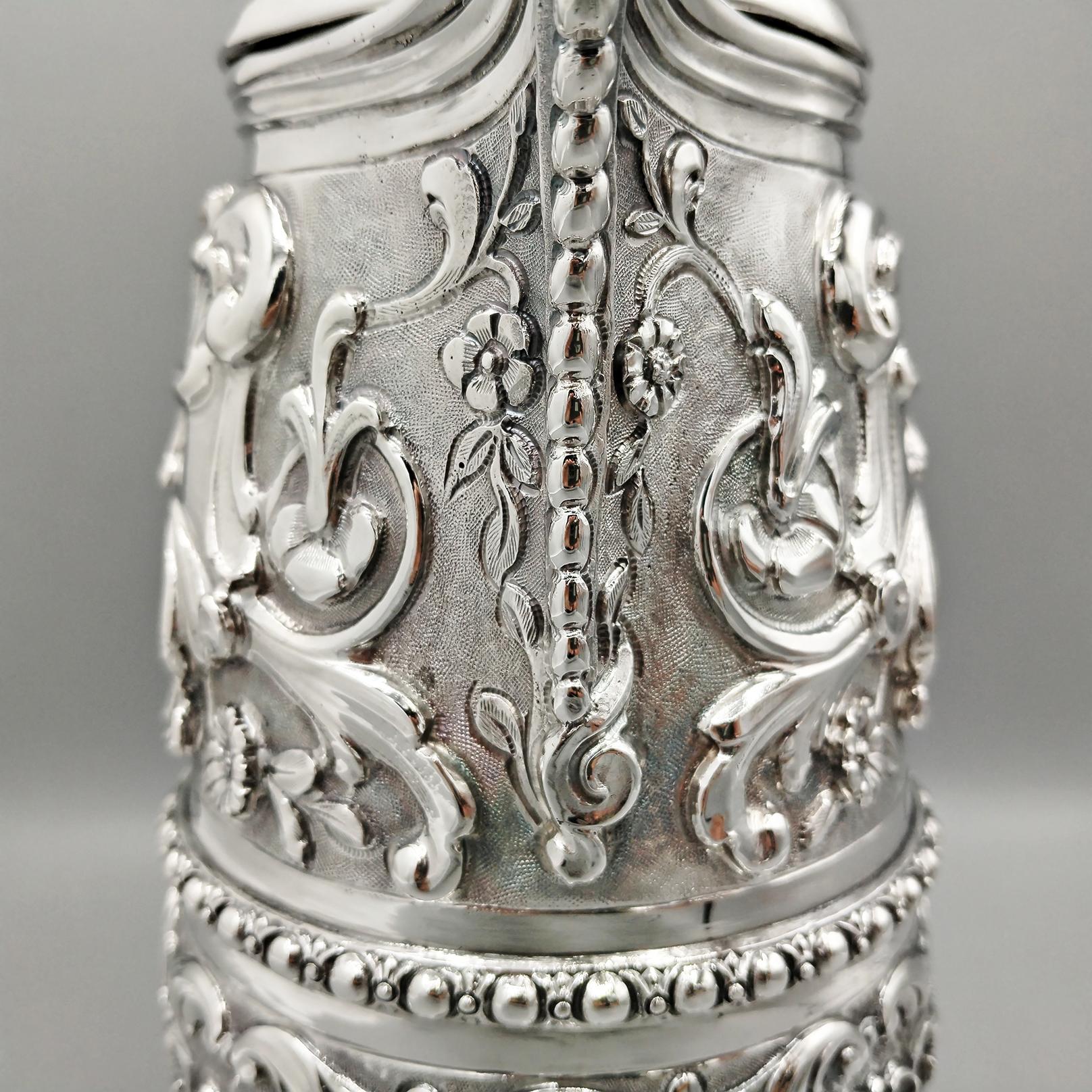 20. Jahrhundert Italienisches Sterlingsilber im Barockstil Coffepot im Angebot 3