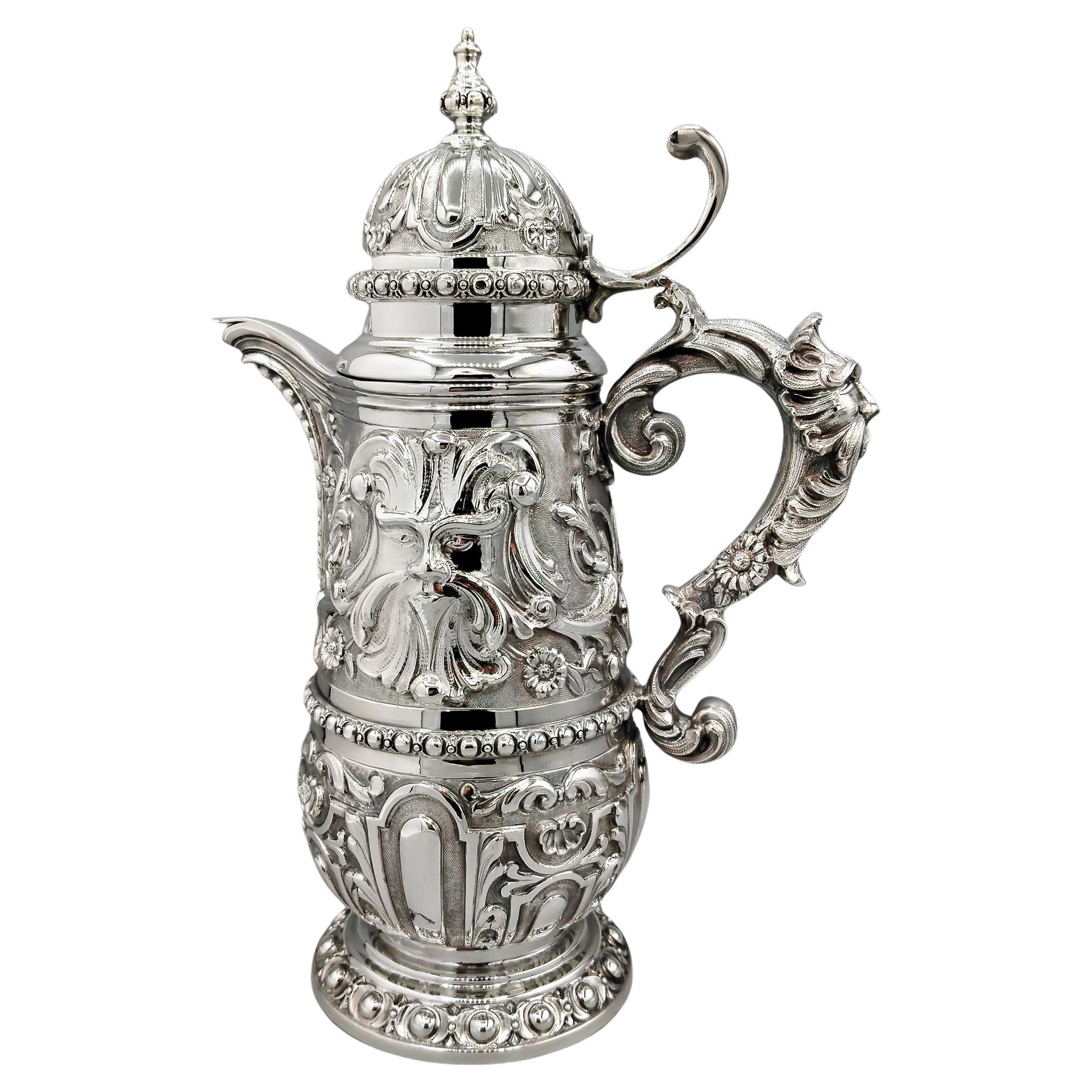 20. Jahrhundert Italienisches Sterlingsilber im Barockstil Coffepot im Angebot