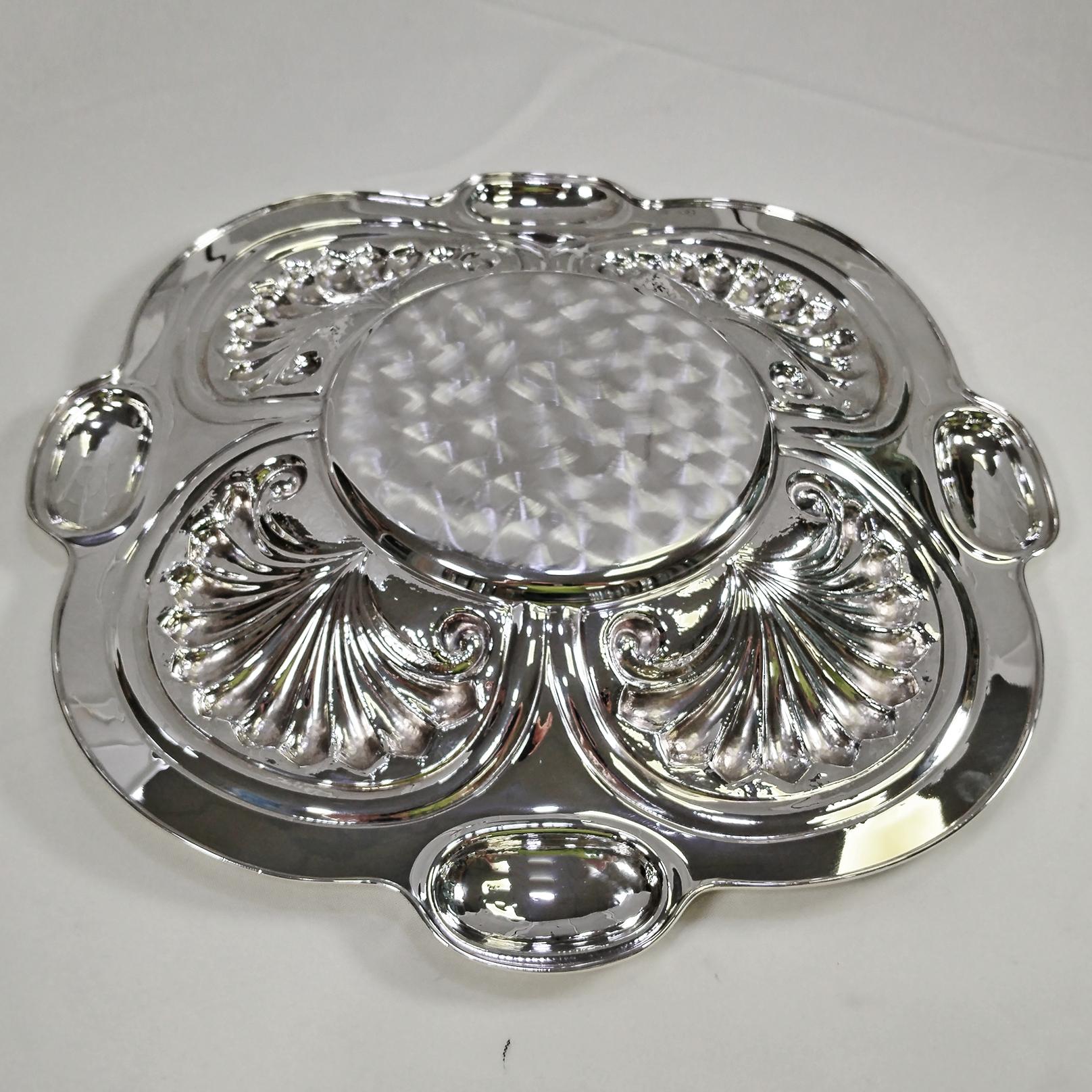 Centro de mesa italiano del siglo XX en plata de ley con conchas en venta 3