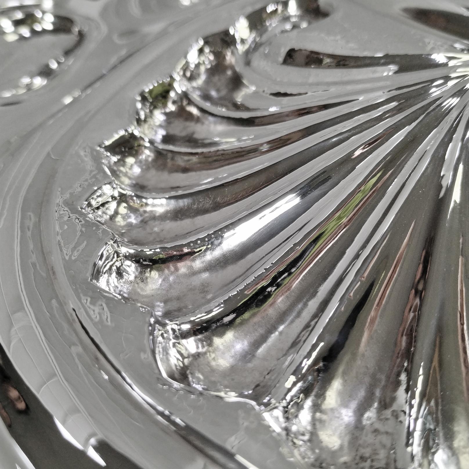 Centro de mesa italiano del siglo XX en plata de ley con conchas en venta 4