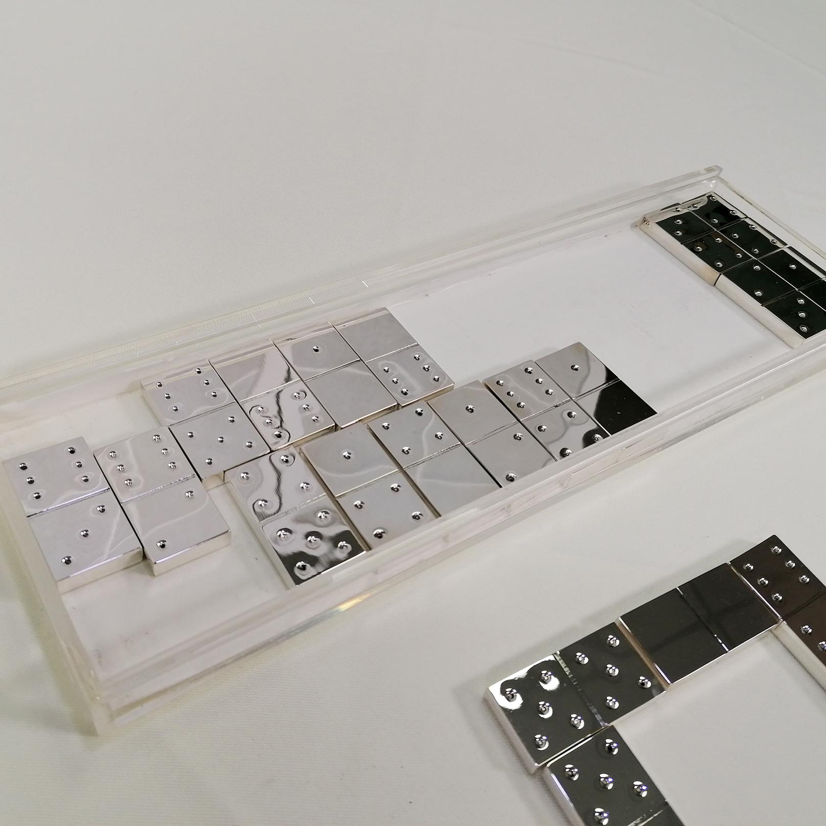 Game de Domino italien du XXe siècle en argent sterling dans sa boîte d'origine en plexiglas. en vente 2