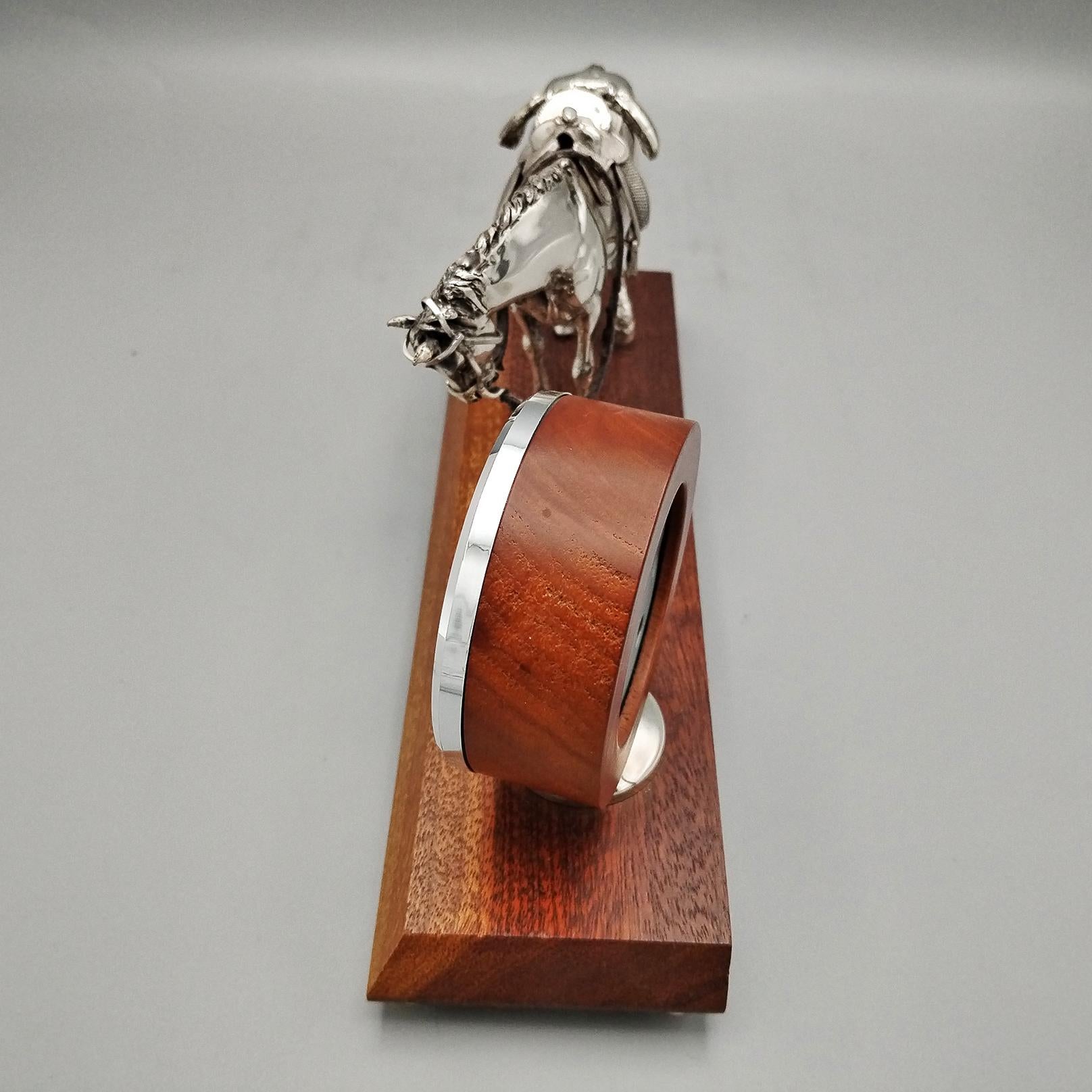 20. Jahrhundert Italienisch Sterling Silber Pferd  und Thermometer im Holzsockel im Angebot 2