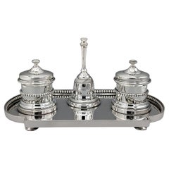 Tintero italiano del siglo XX en plata de ley con campana de mesa