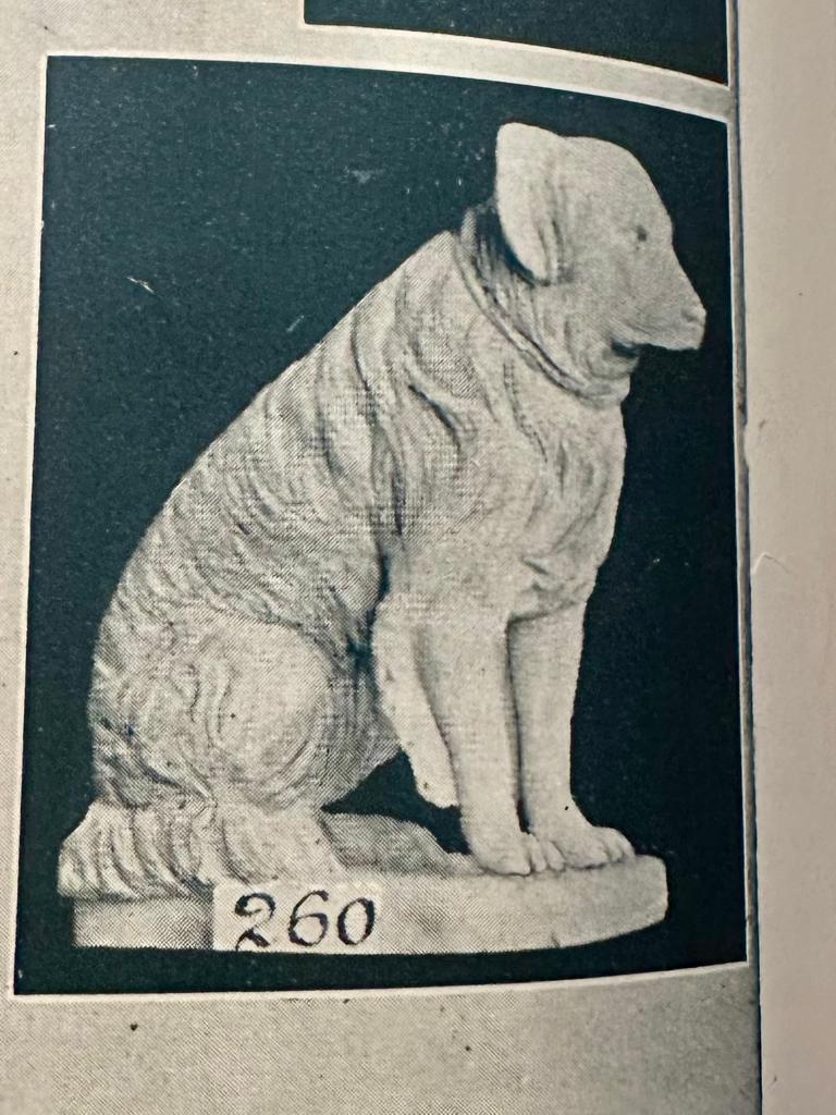 XIX Century Newfoundland Labrador Sculpture (Devezas Ceramics) For Sale 1
