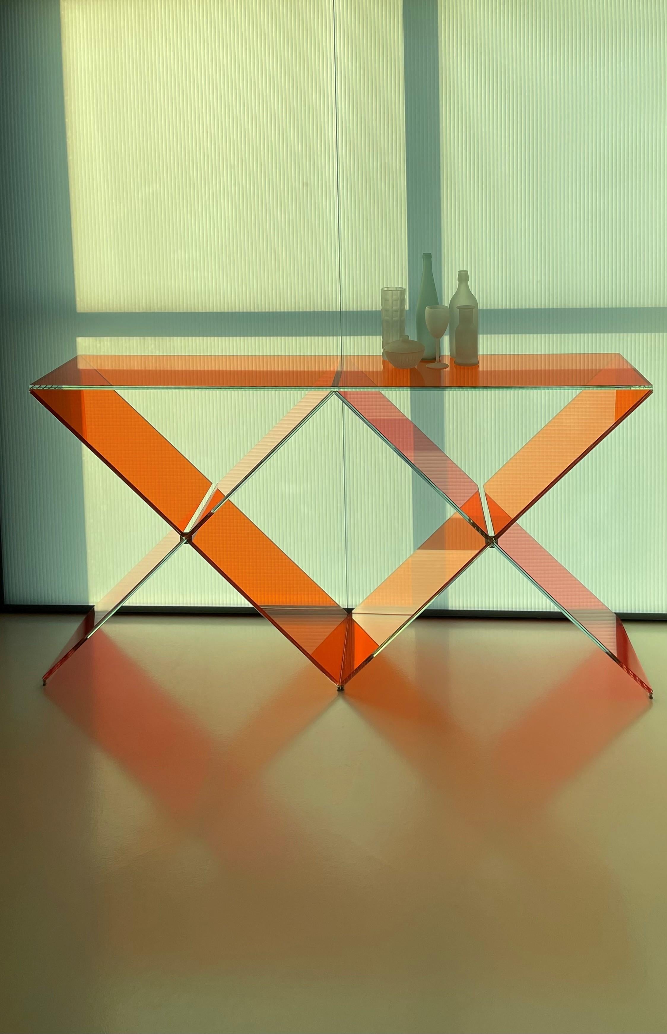 XX Glaskonsolentisch aus Glas, von Johanna Grawunder aus Glas Italia, in SCHLUSSVERKAUF (Laminiert) im Angebot