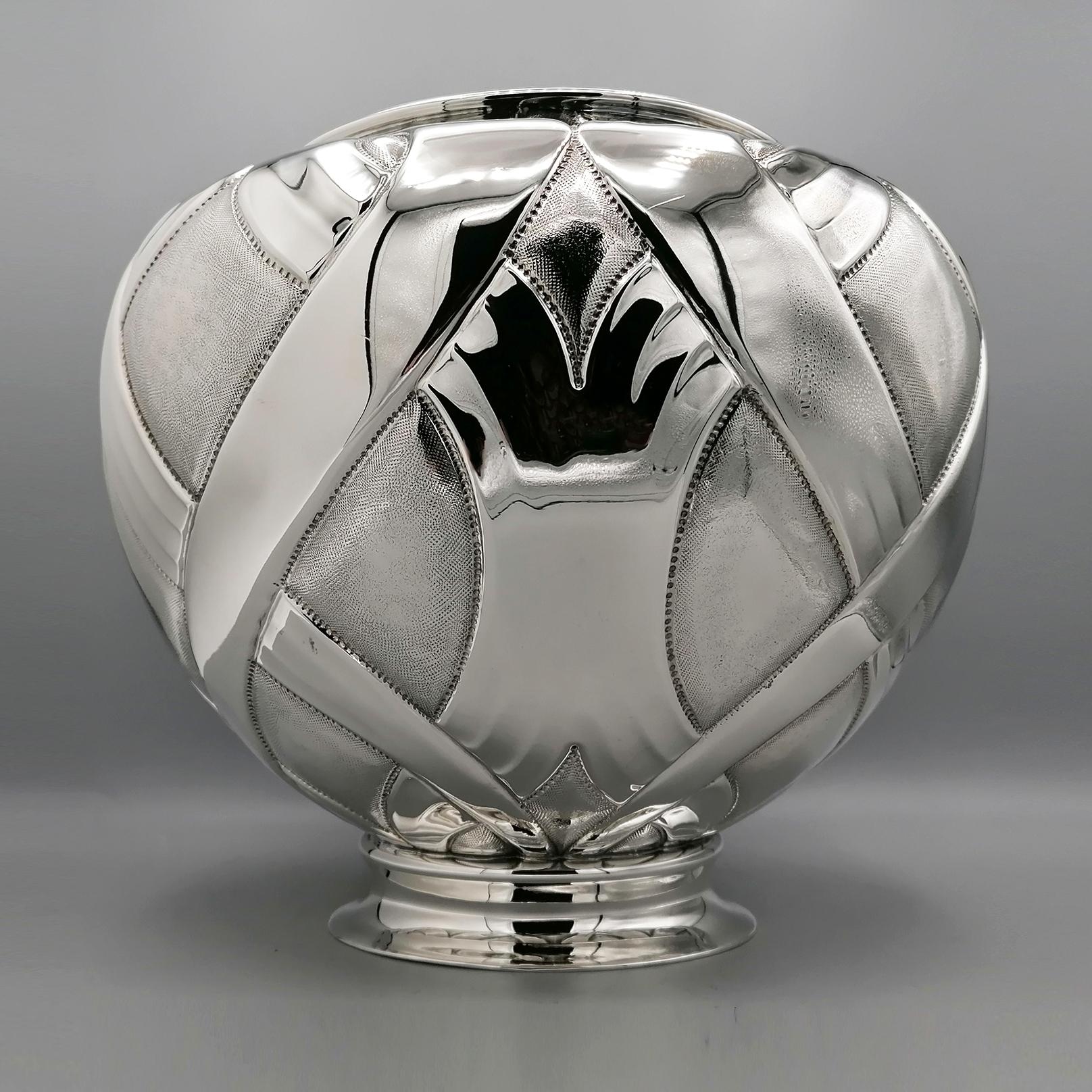 XXI° Century Italian Modern Sterling Silver Vase In New Condition For Sale In VALENZA, IT