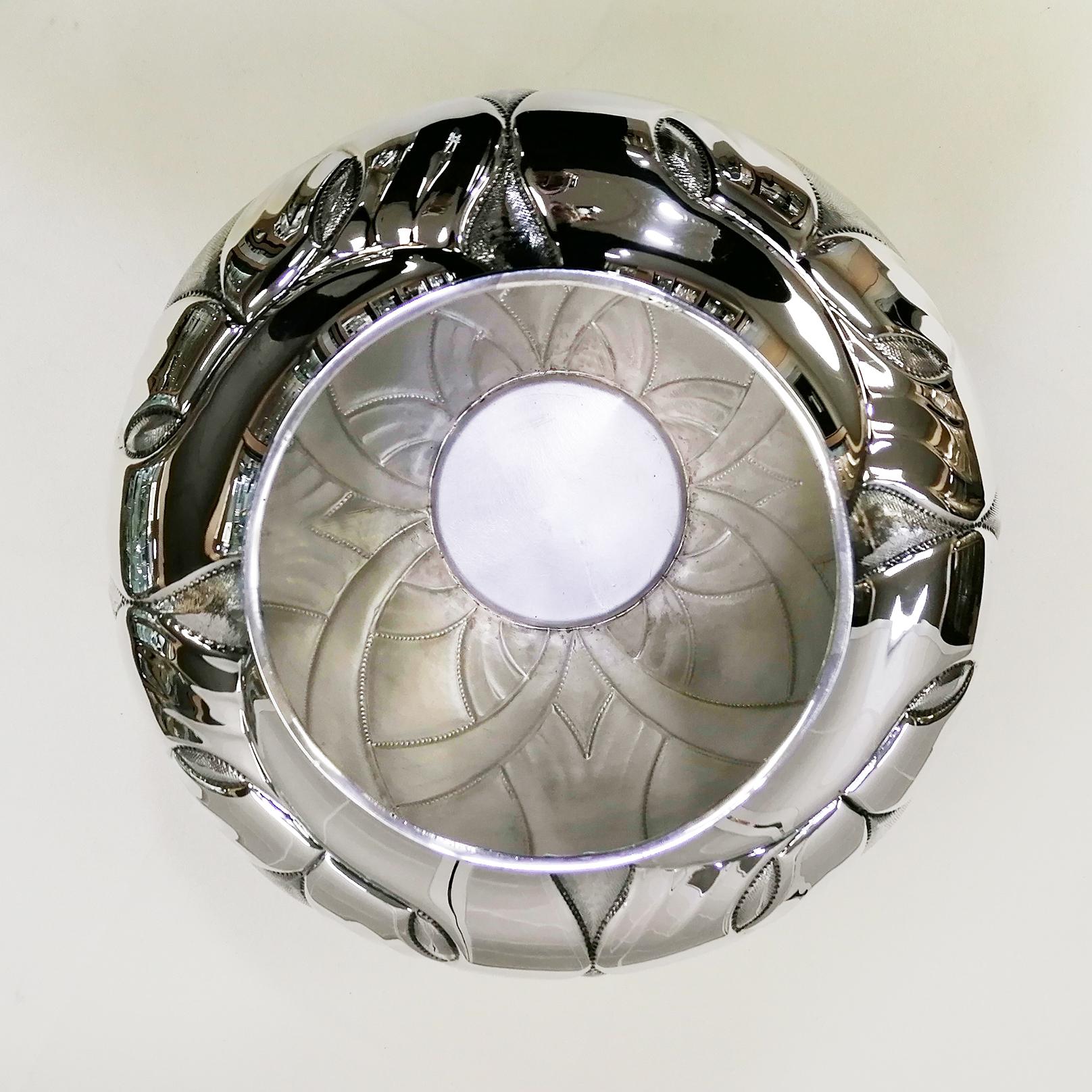 XXI° Century Italian Modern Sterling Silver Vase For Sale 4
