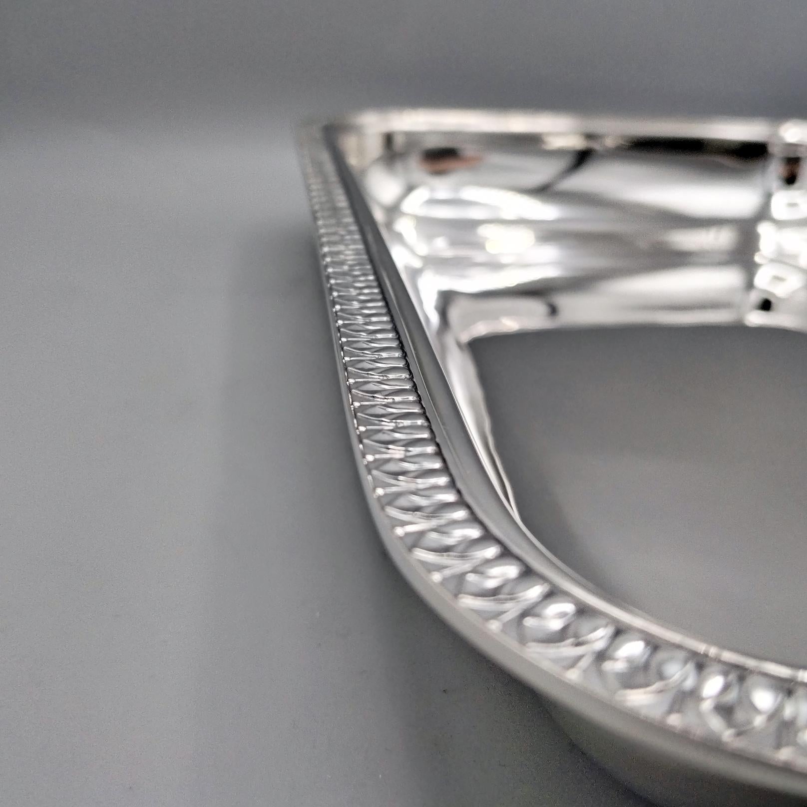 Periodo contemporaneo XXI Century Italian Empire Srtyle Gianmaria BUCCELLATI Sterling Silver Basket in vendita