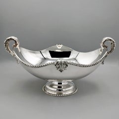 XXI Century Italian solid 800 silver Jatte Queen Ann style