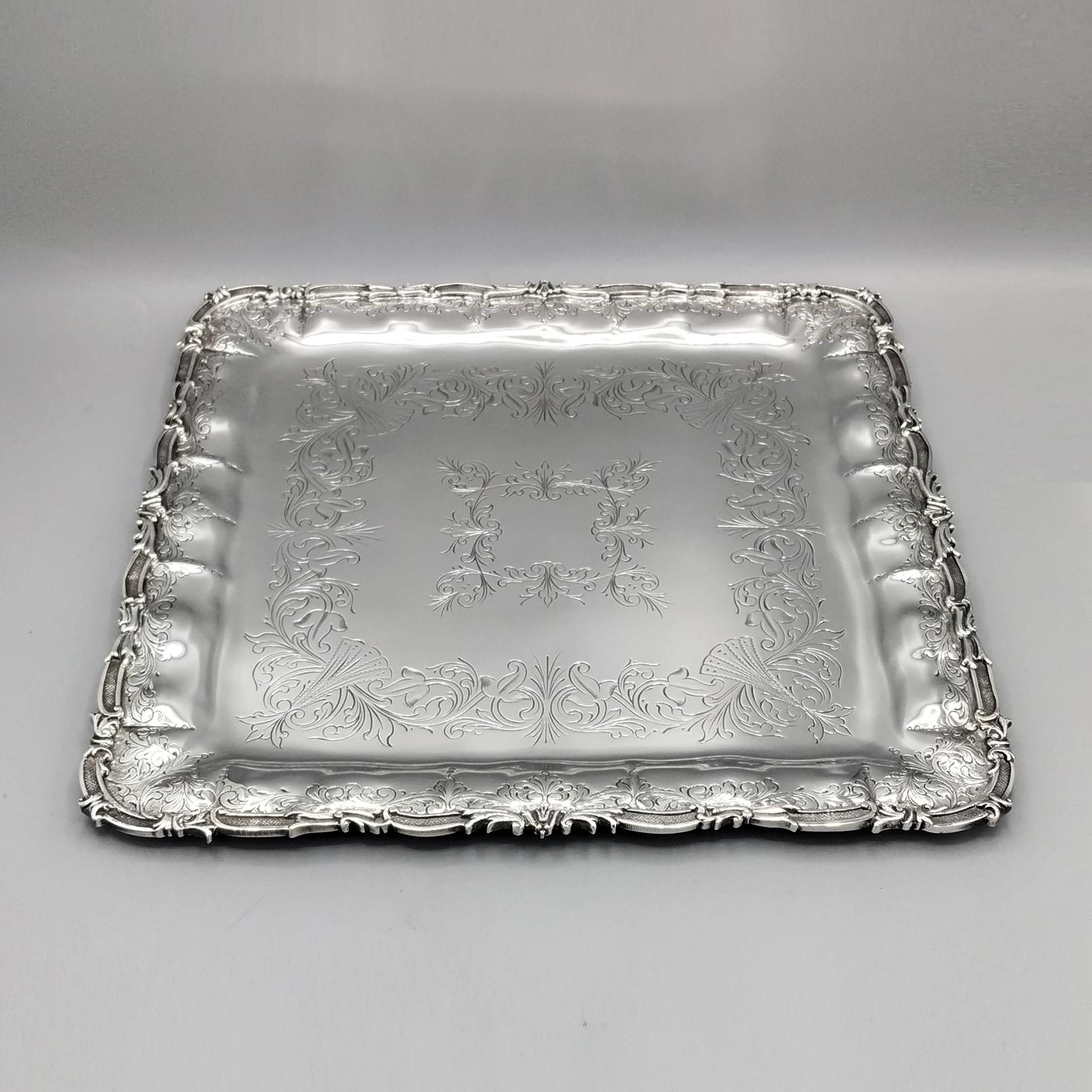 Bandeja cuadrada de plata maciza italiana del siglo XXI de estilo barroco Barroco en venta
