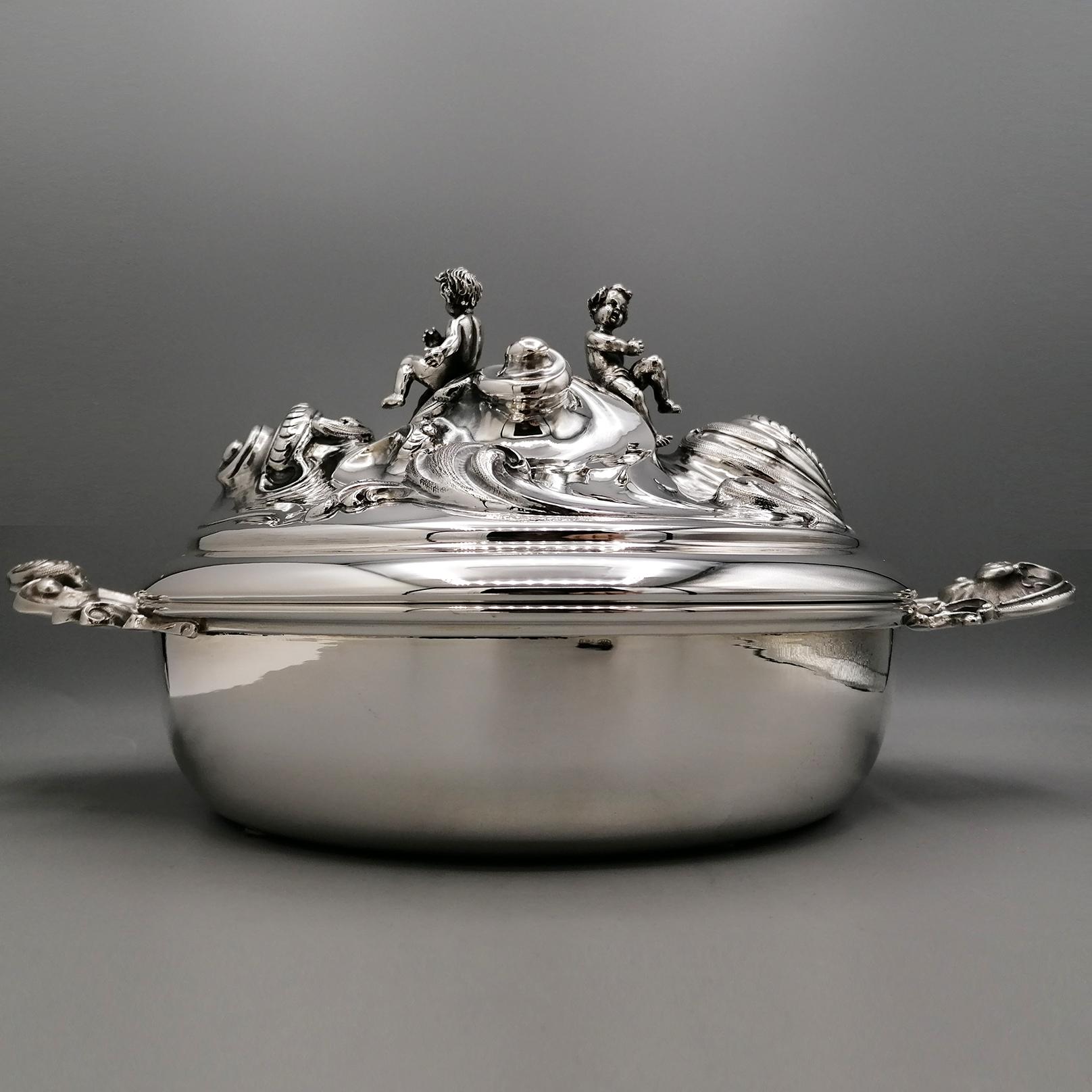 XXI° century Italian Solid Silver Vegetable dish in Baroque Style For Sale 7