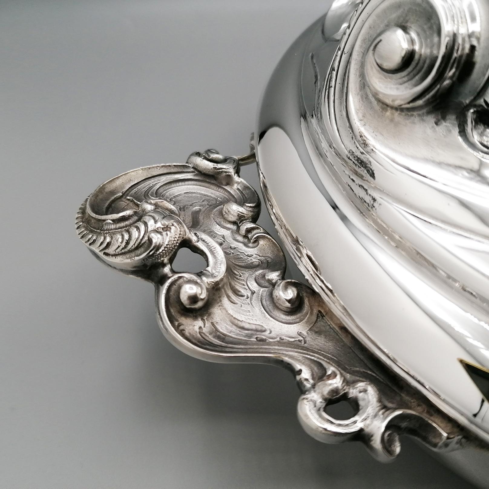 XXI° century Italian Solid Silver Vegetable dish in Baroque Style For Sale 1