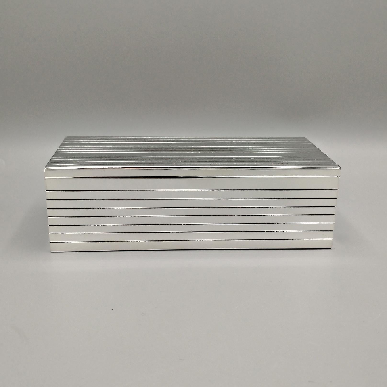 Caja en forma de ladrillo decorativa italiana del siglo XXI de Sterling en Nuevo estado para la venta en VALENZA, IT