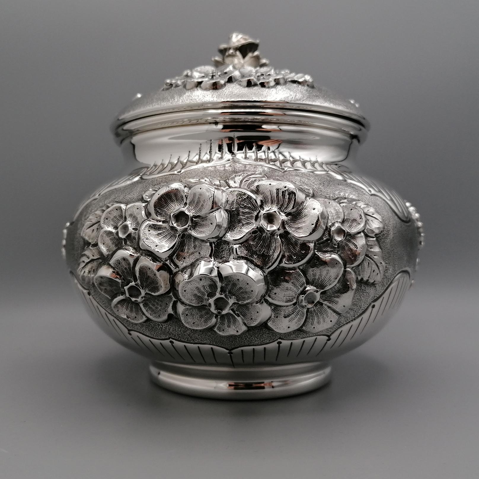 19th Century Italian Sterling Silver Decorative Box For Sale 5