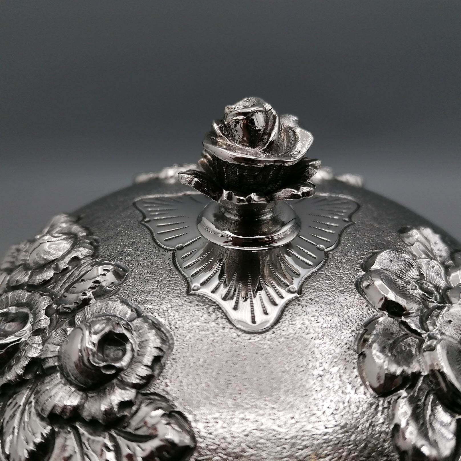 19th Century Italian Sterling Silver Decorative Box For Sale 8