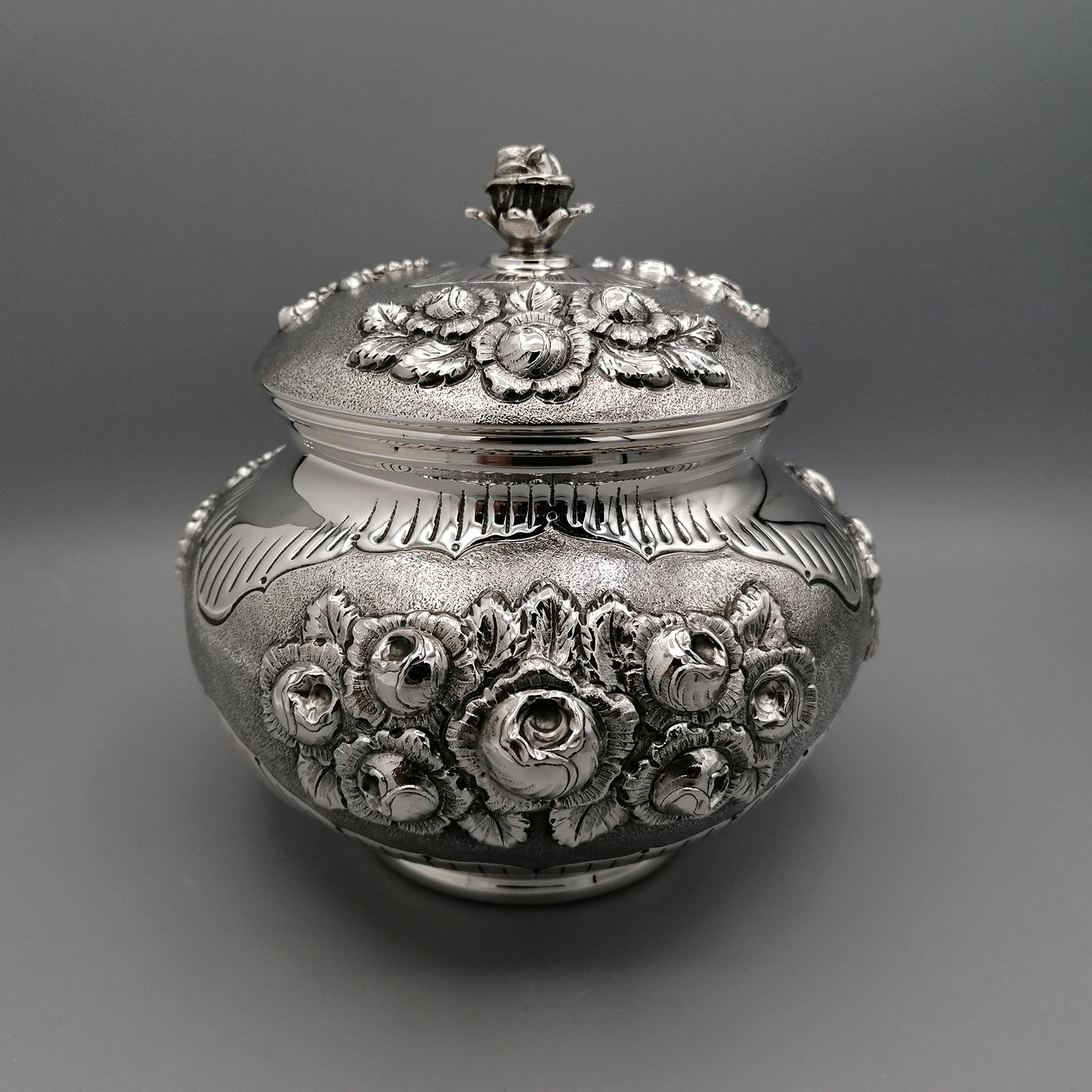19th Century Italian Sterling Silver Decorative Box For Sale 1