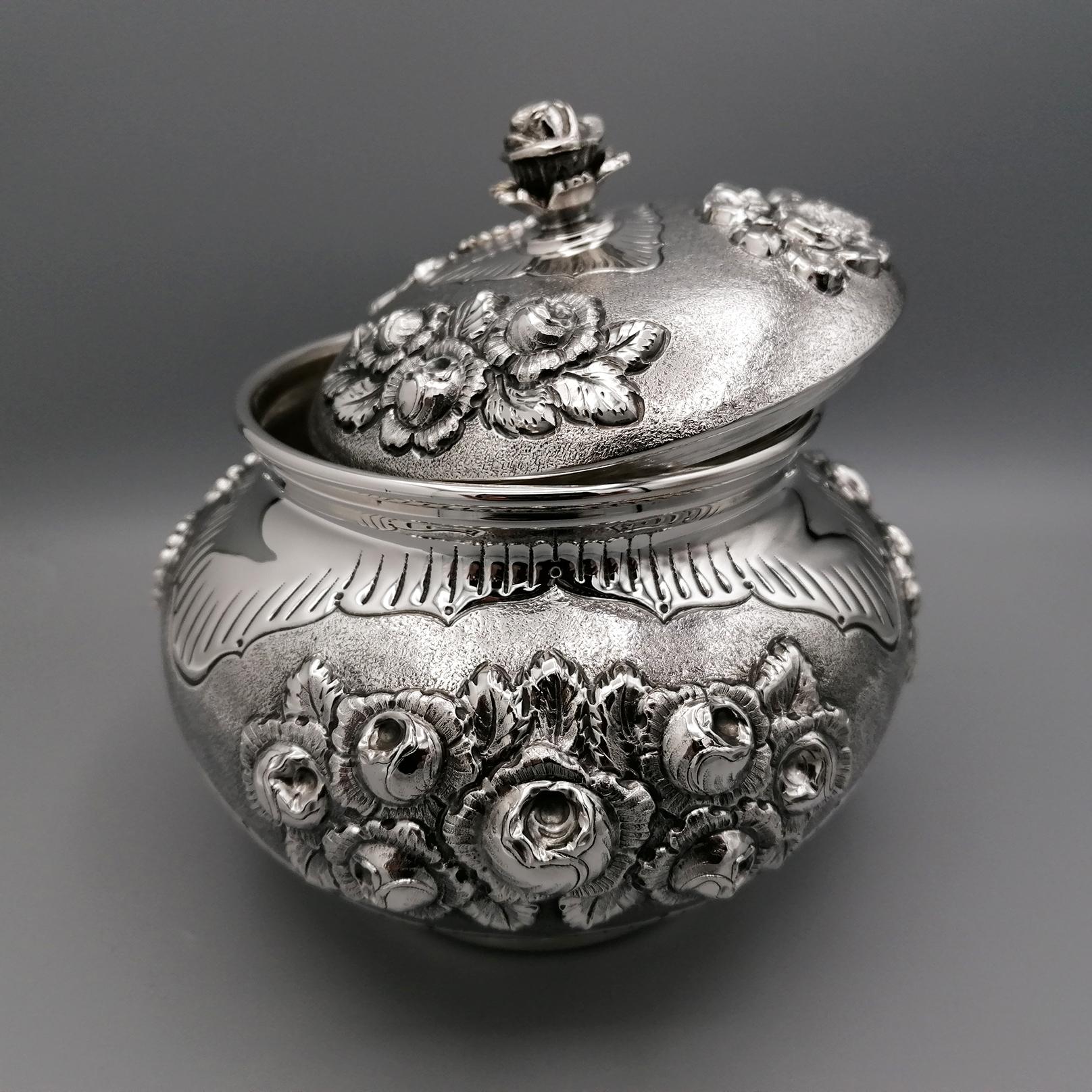 19th Century Italian Sterling Silver Decorative Box For Sale 2