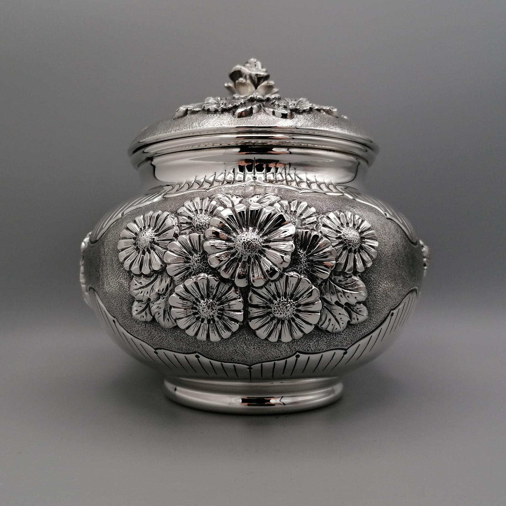 19th Century Italian Sterling Silver Decorative Box For Sale 3