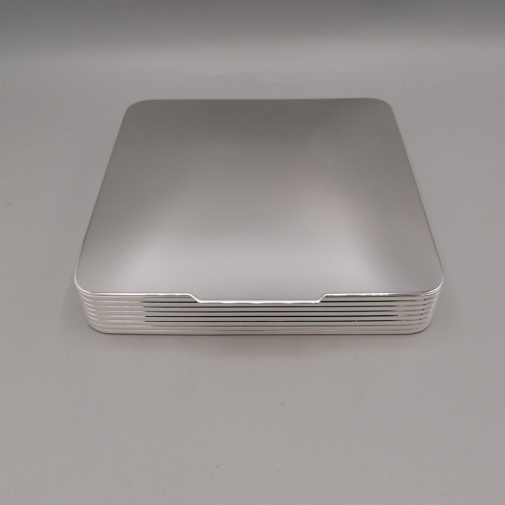 XXI Jahrhundert Italienisch Sterling Silber Moderne Tabelle Box (Sterlingsilber) im Angebot