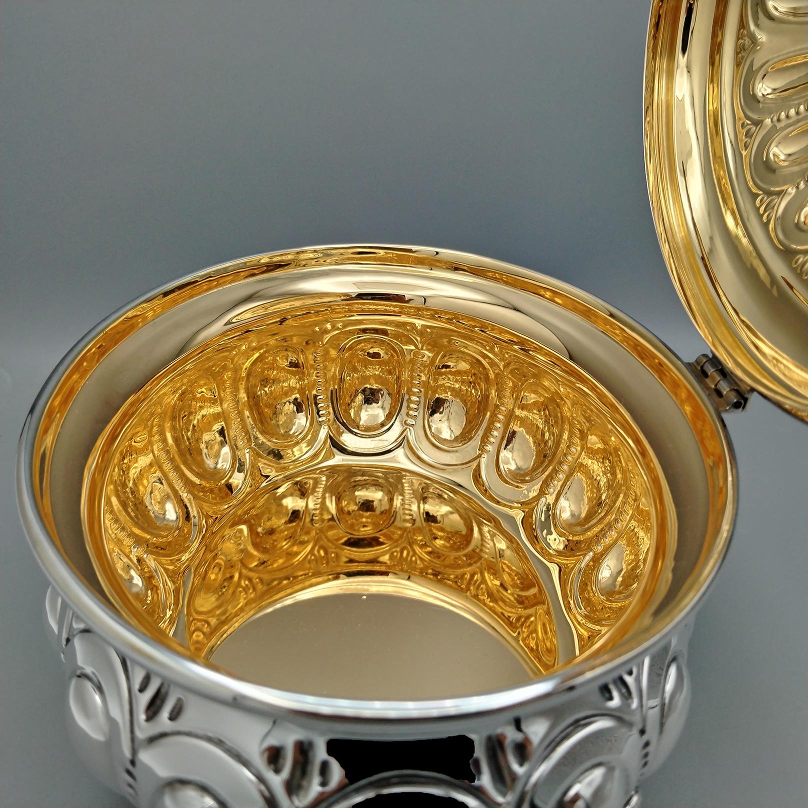 Caja de plata de ley italiana del siglo XXI con interior chapado en oro de 24 quilates en venta 4