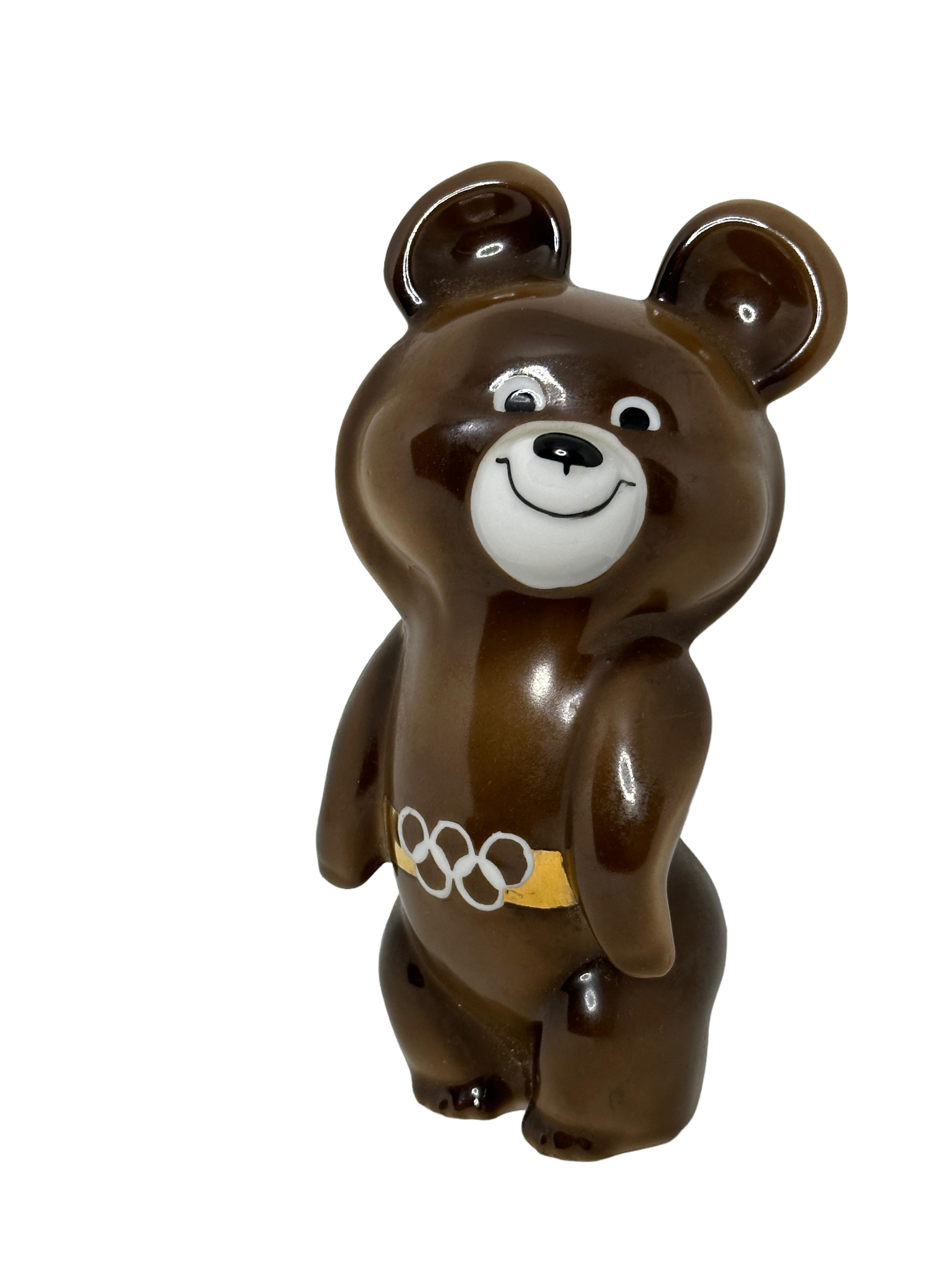 Original vintage Soviet sport Mascot for the 22nd Summer Olympic Games (Games of the XXII Olympiad) in 1980 held in Moscow Russia, Misha the Moscow Olympic Games mascot, wearing an Olympic Rings belt. Nice addition to any collection.