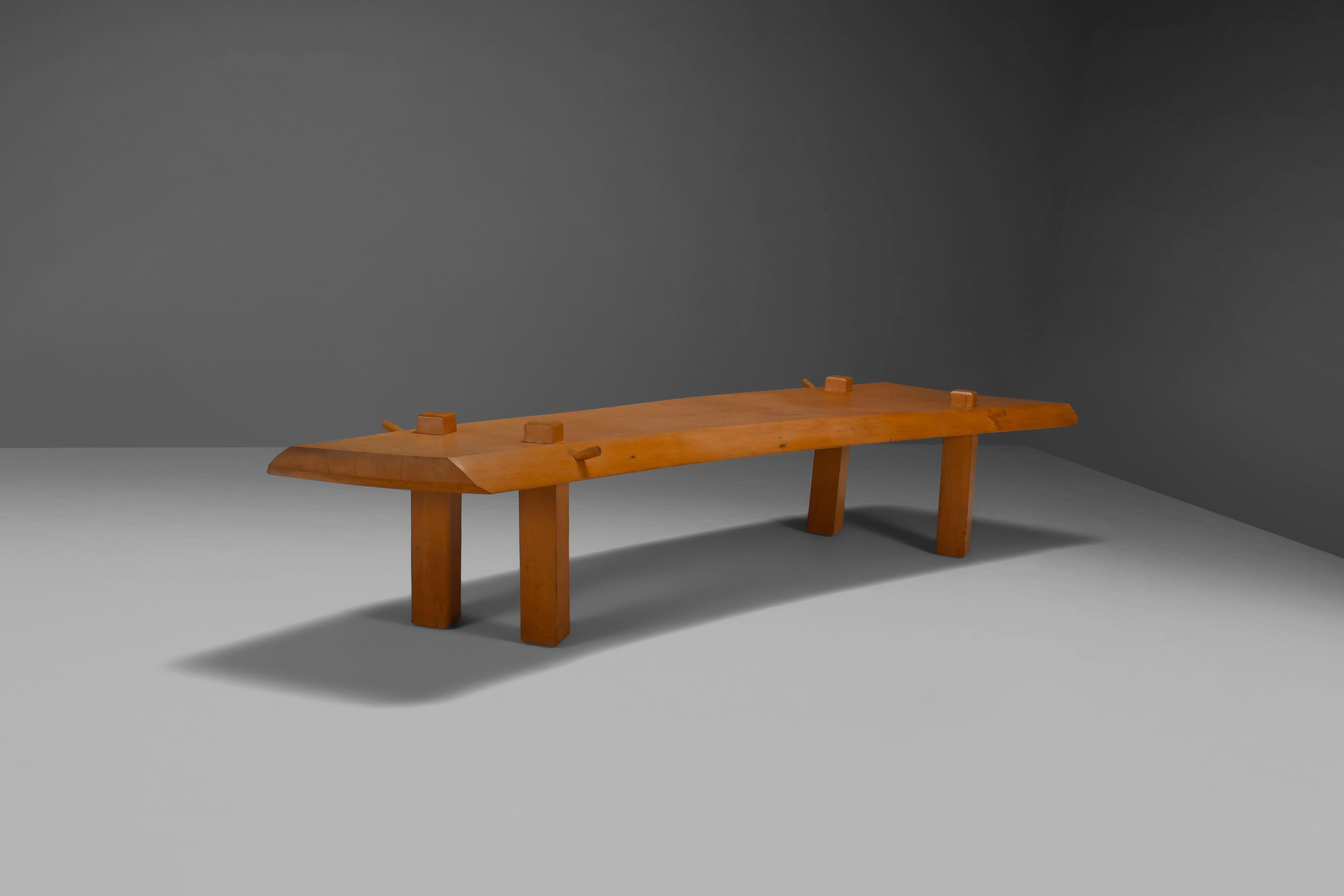XXL (104 Inch Long) Brutalist Artisan Coffee Table in Solid Oak, France 1960s In Good Condition For Sale In Echt, NL