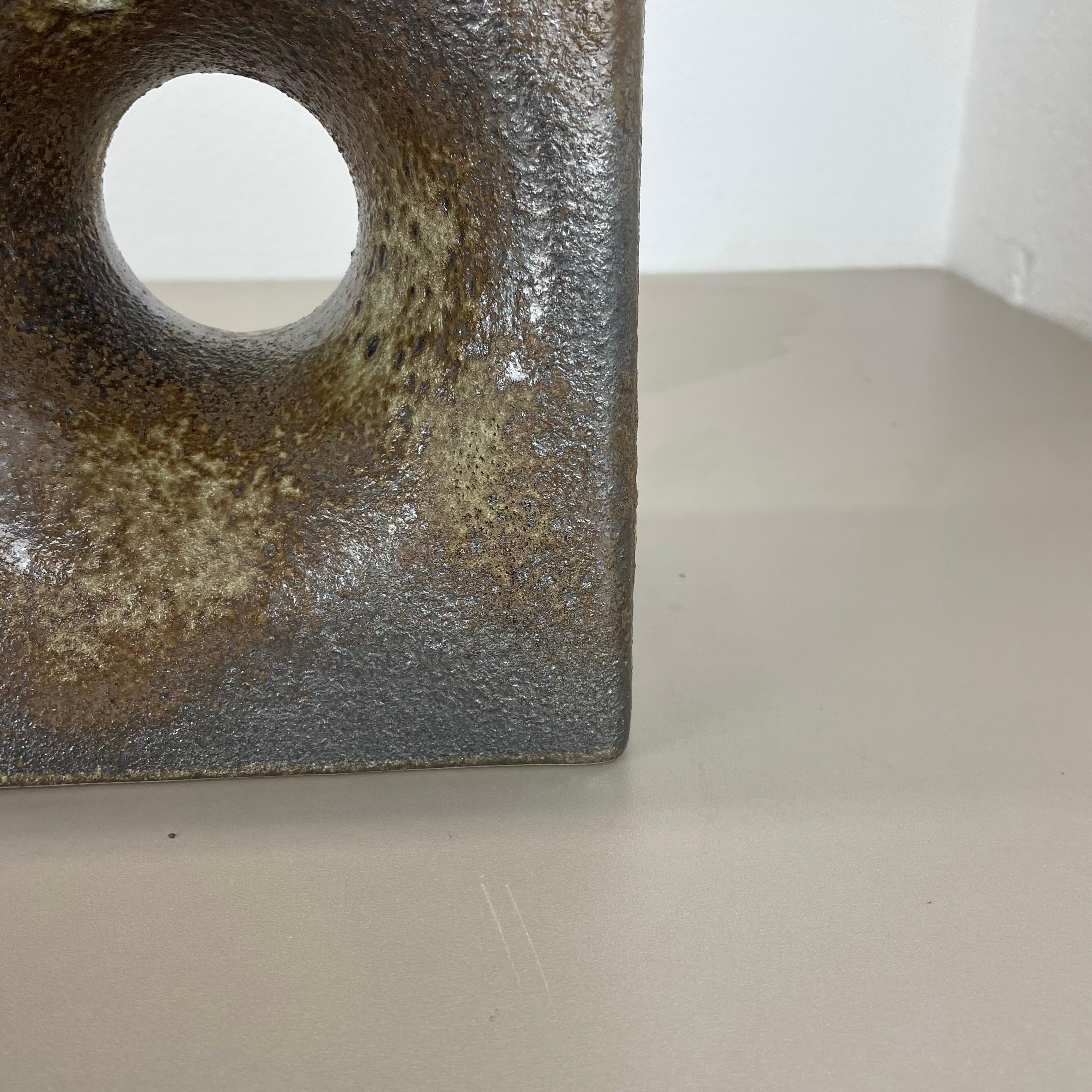 xxl 25cm Brutalist CUBIC 
